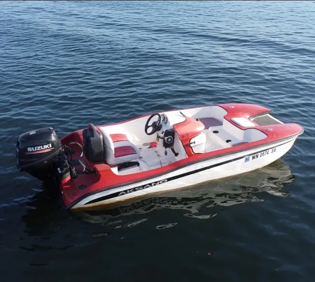 Rent a AKSANO CATAMARANS runabout in Seattle, WA near me