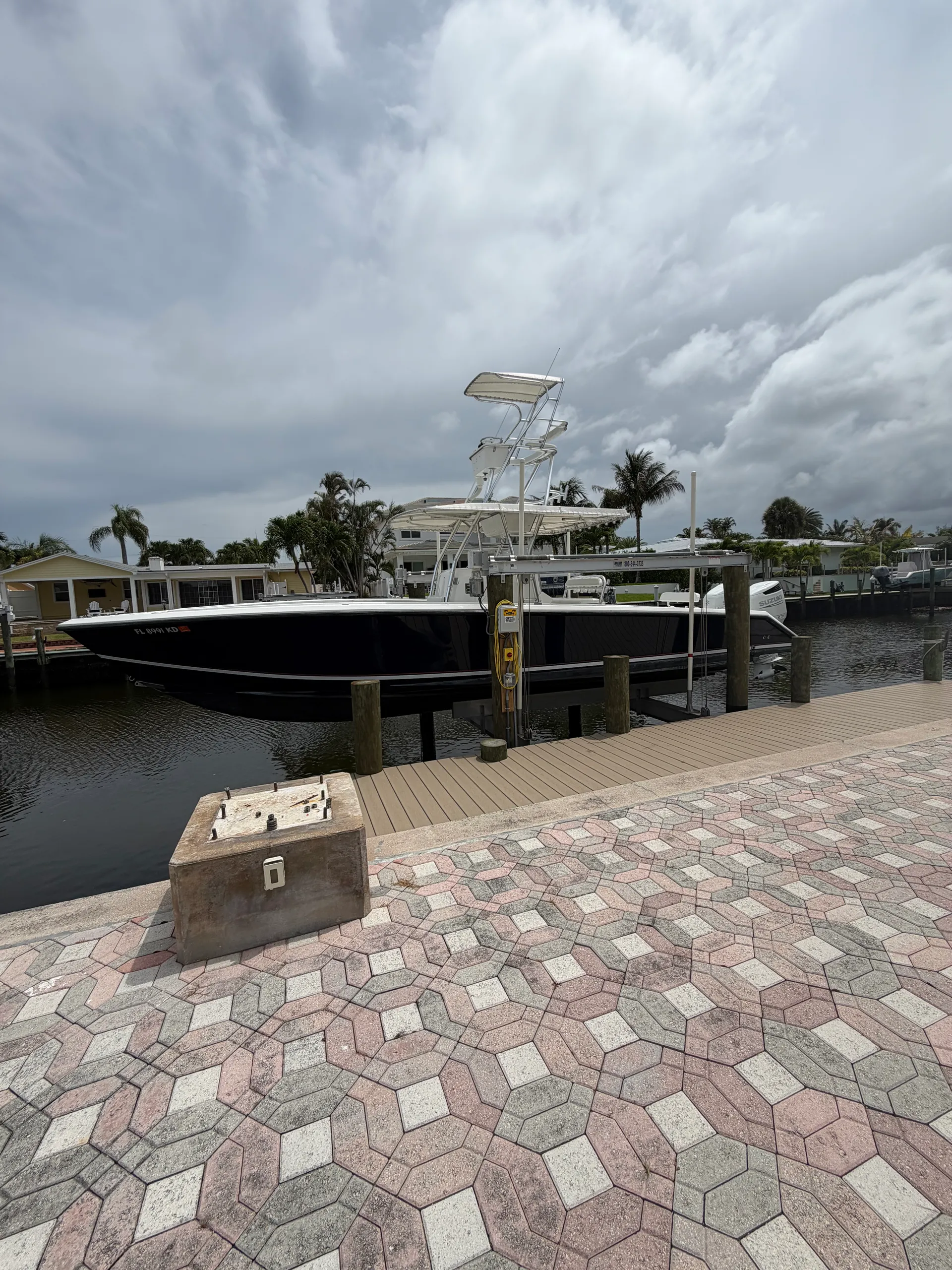 VENTURE MARINE VENTURE 34 in North Palm Beach, FL