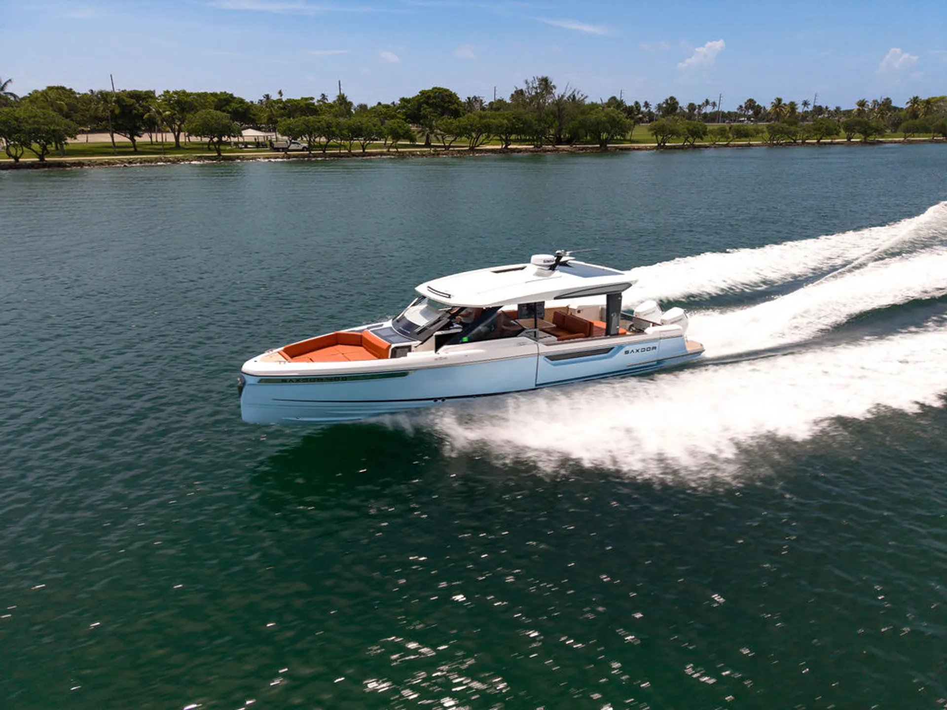 Saxdor 400 GTO in Miami Beach, FL — photo 4