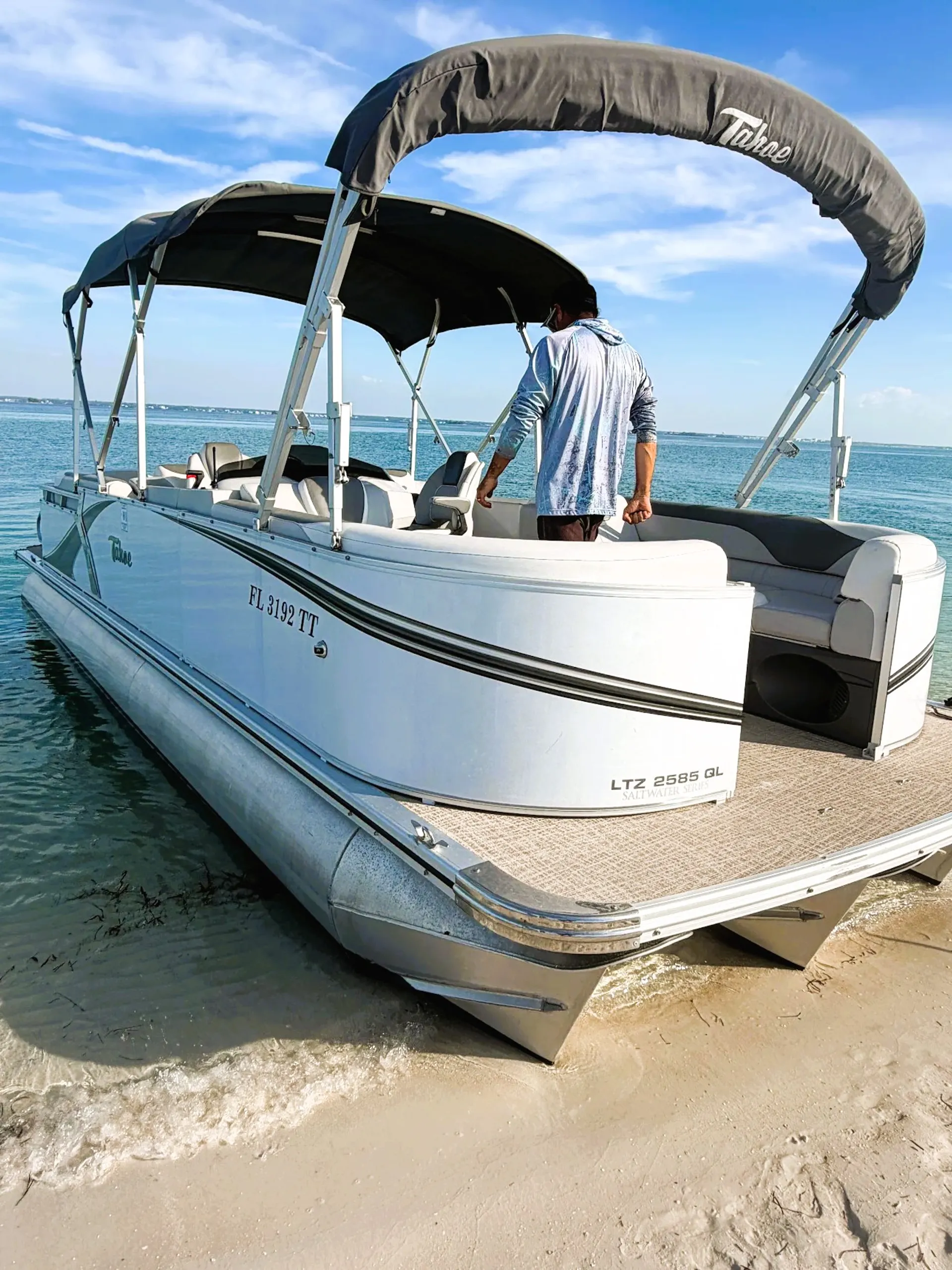 TAHOE PONTOONS CASCADE QUAD LOUNGE WS 2585 QLW in Clearwater, FL