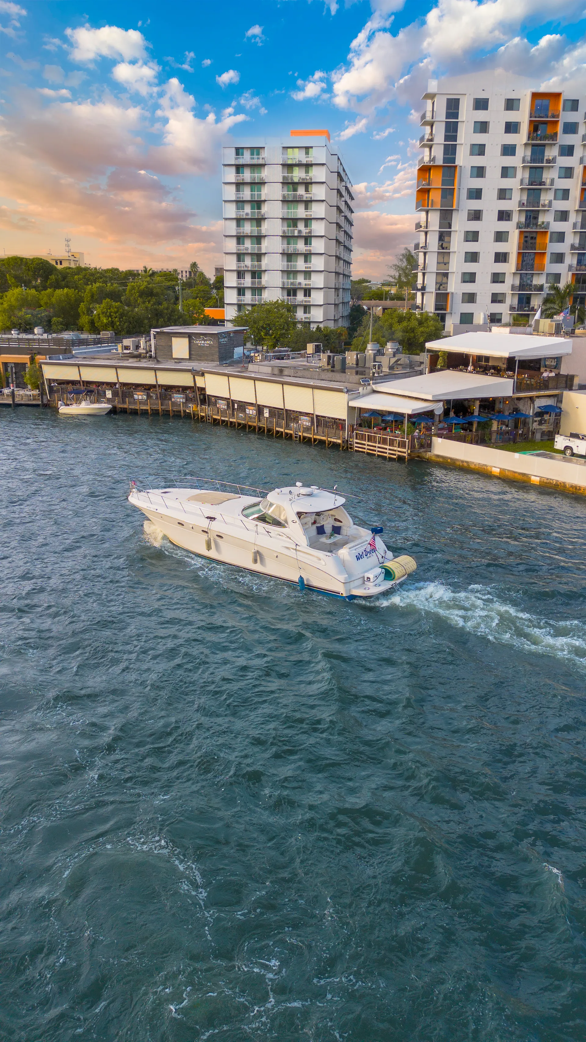 SEA RAY BOATS 540 SUNDANCER (ZEUS DRIVE) in Miami, FL — photo 6