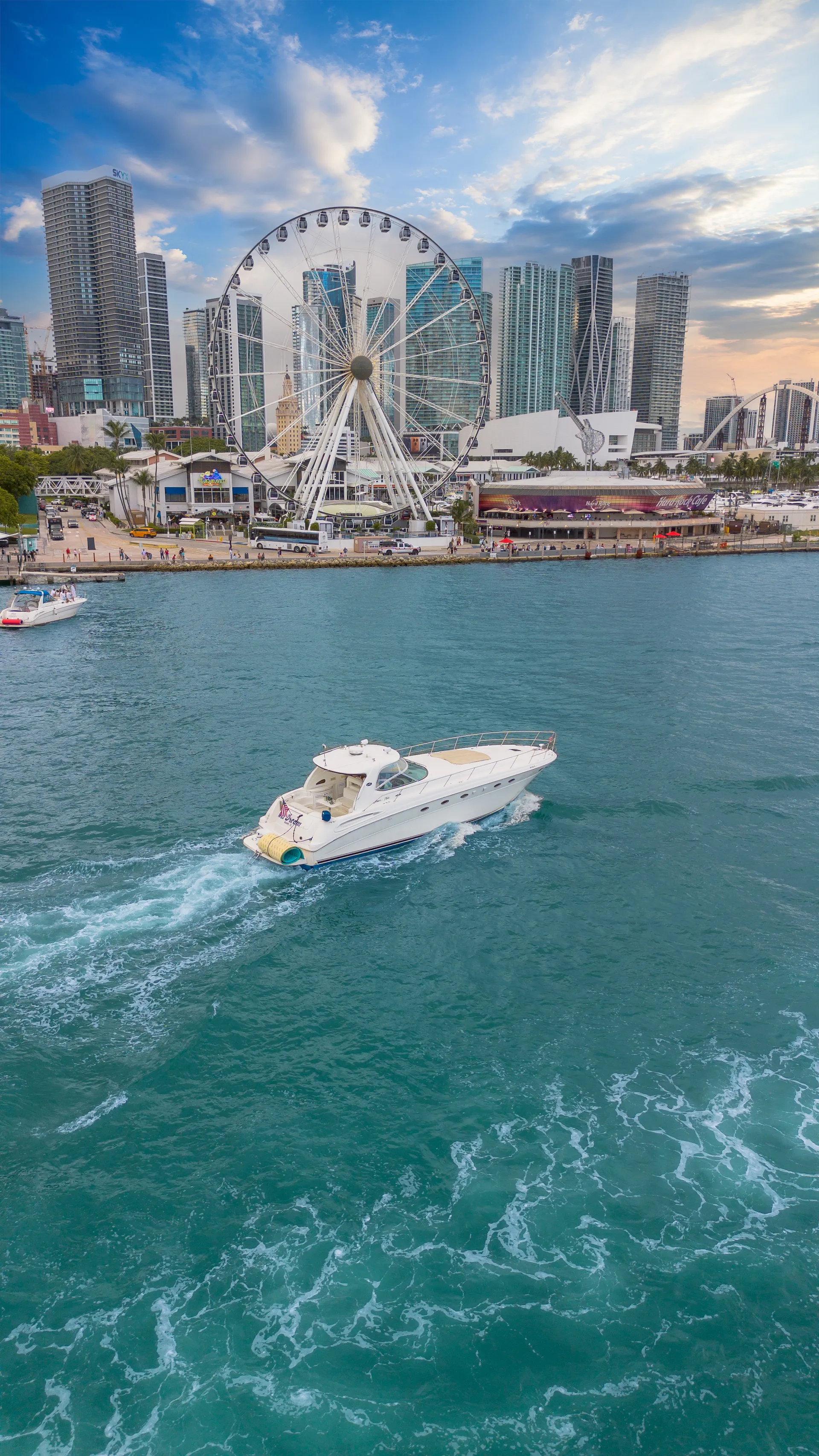 SEA RAY BOATS 540 SUNDANCER (ZEUS DRIVE) in Miami, FL — photo 10