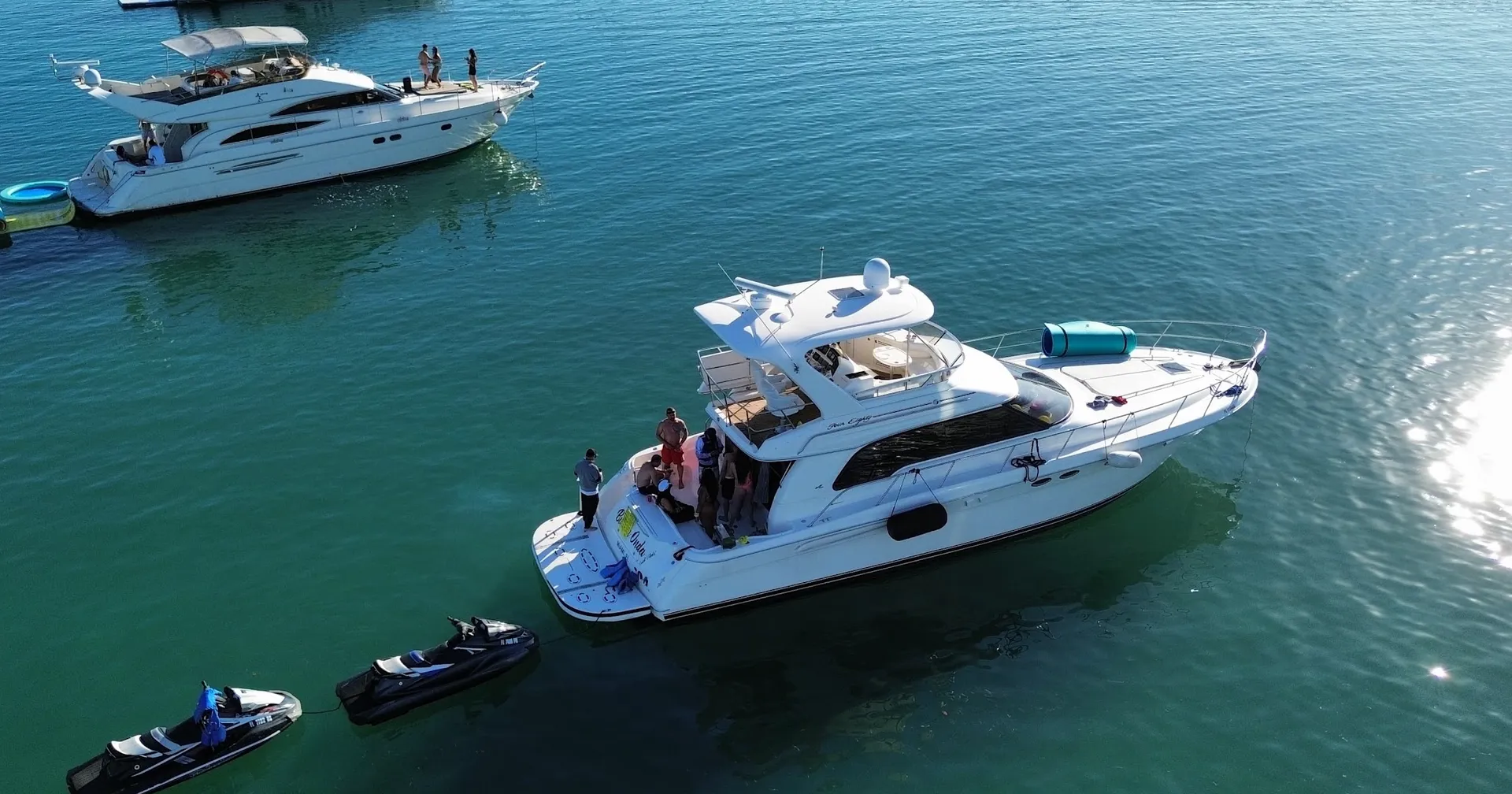 Sea Ray Boats FLYBRIDGE in Miami, FL — photo 4