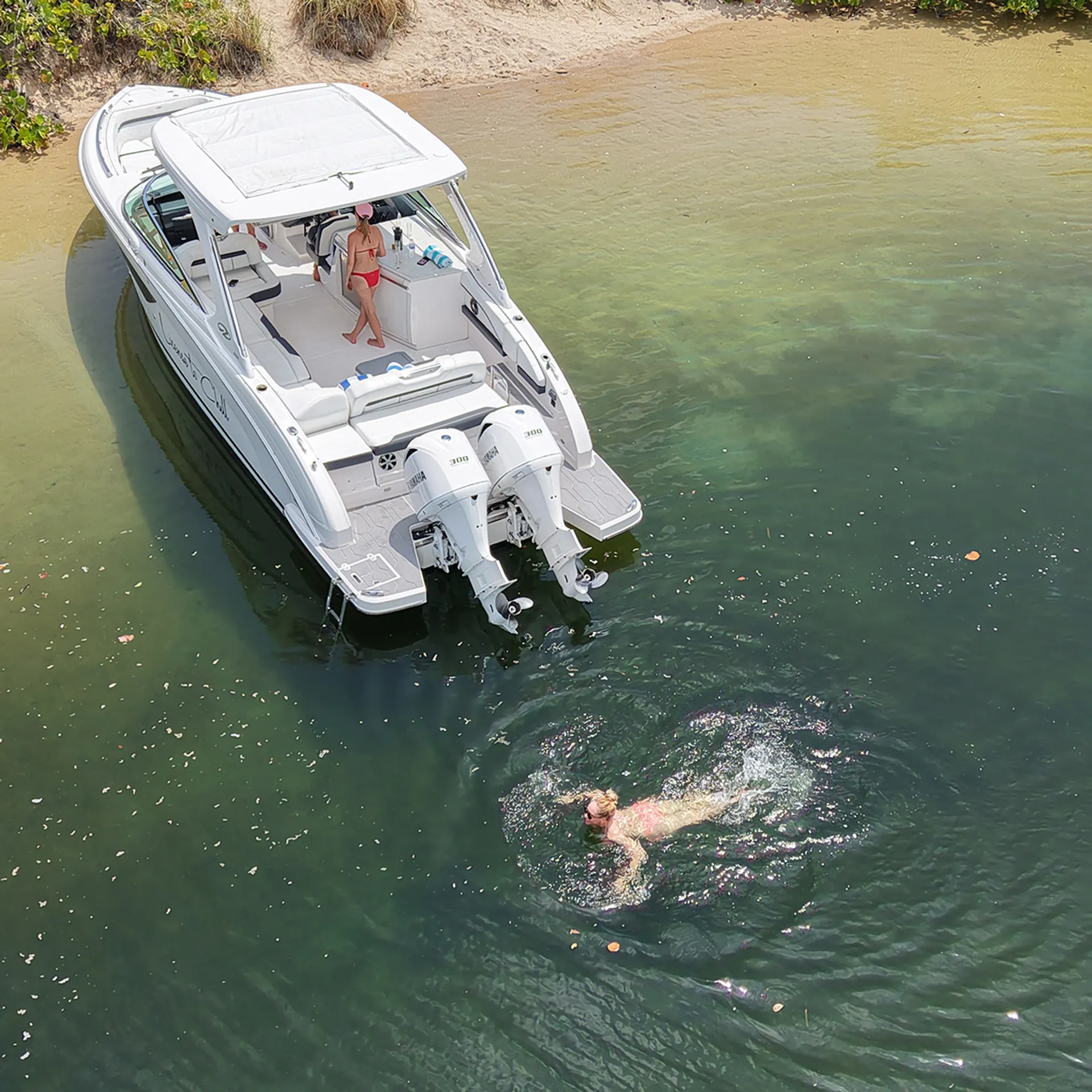 Regal 33 OBX in Fort Lauderdale, FL — photo 10
