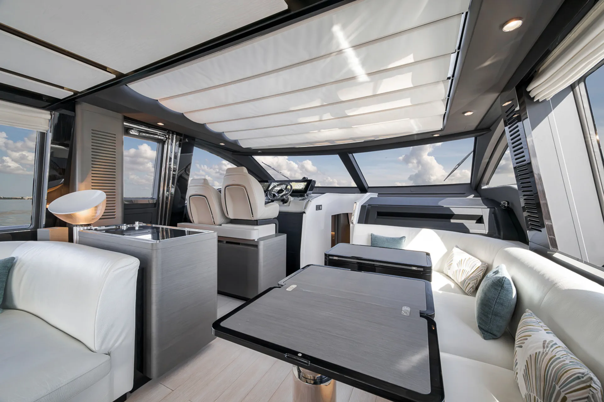 Enjoy Miami In Luxury 80ft Azimut S8 Mega Yacht