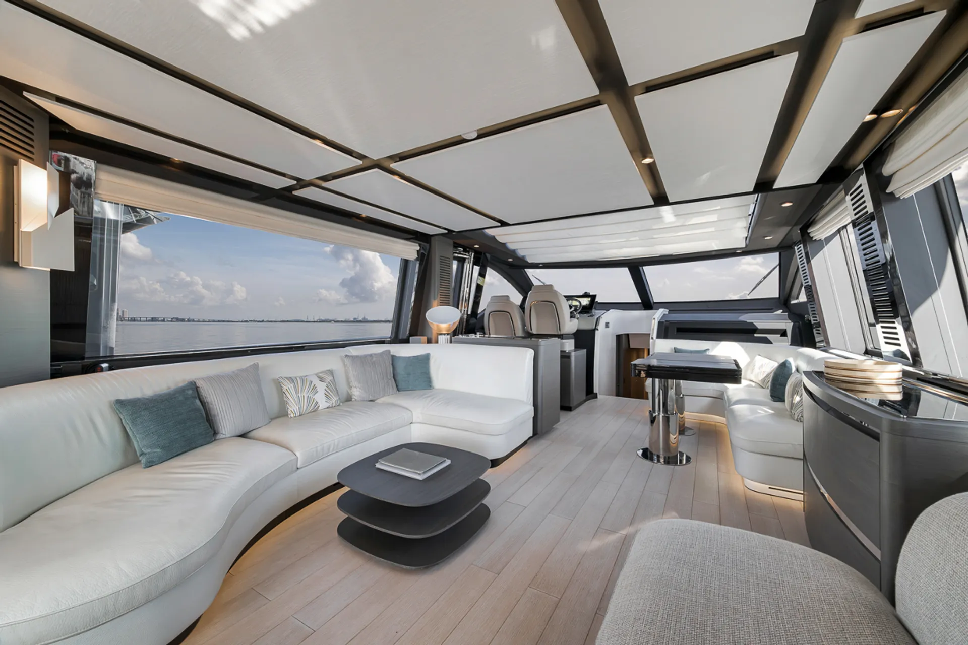 Enjoy Miami In Luxury 80ft Azimut S8 Mega Yacht