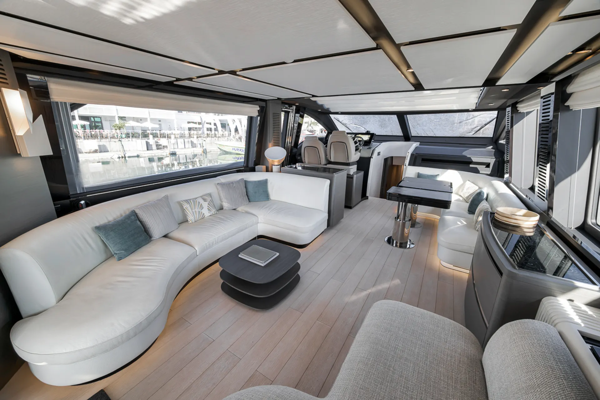 Enjoy Miami In Luxury 80ft Azimut S8 Mega Yacht