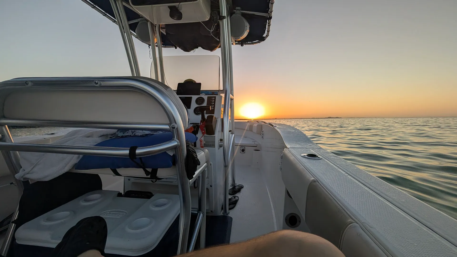 Robalo R200: Southwest Florida Fishing & Family Adventure Boat