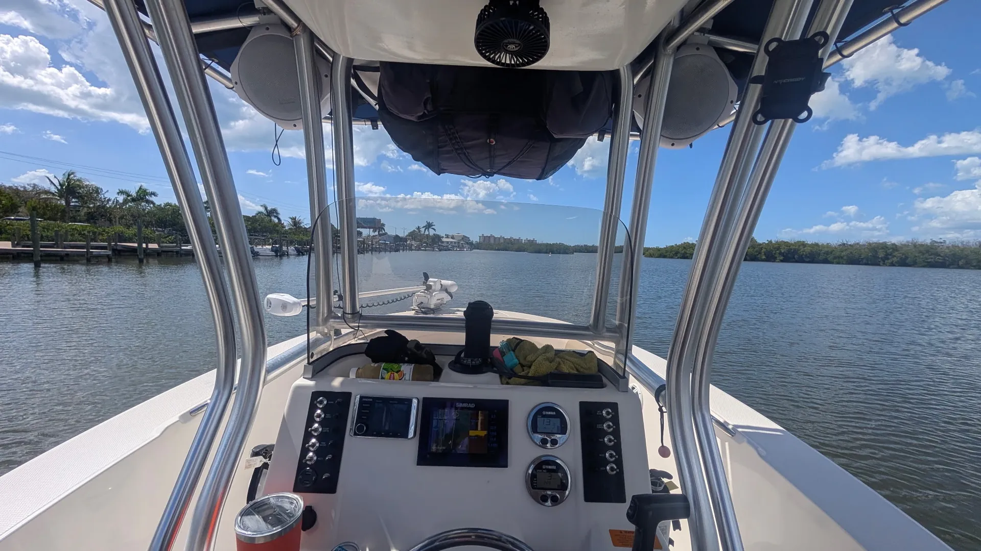 Robalo R200: Southwest Florida Fishing & Family Adventure Boat
