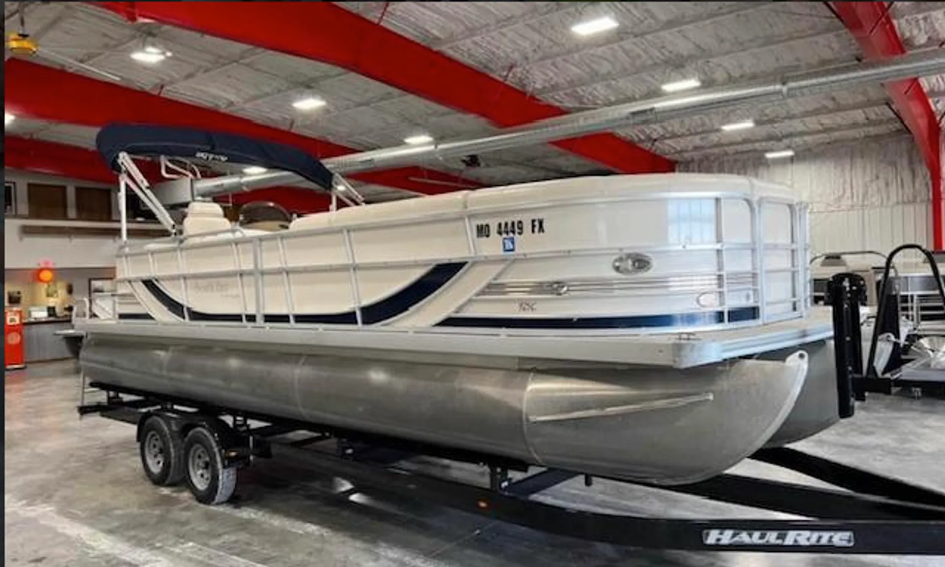 SOUTH BAY PONTOONS 925C LUXURY in The Colony, TX — photo 2