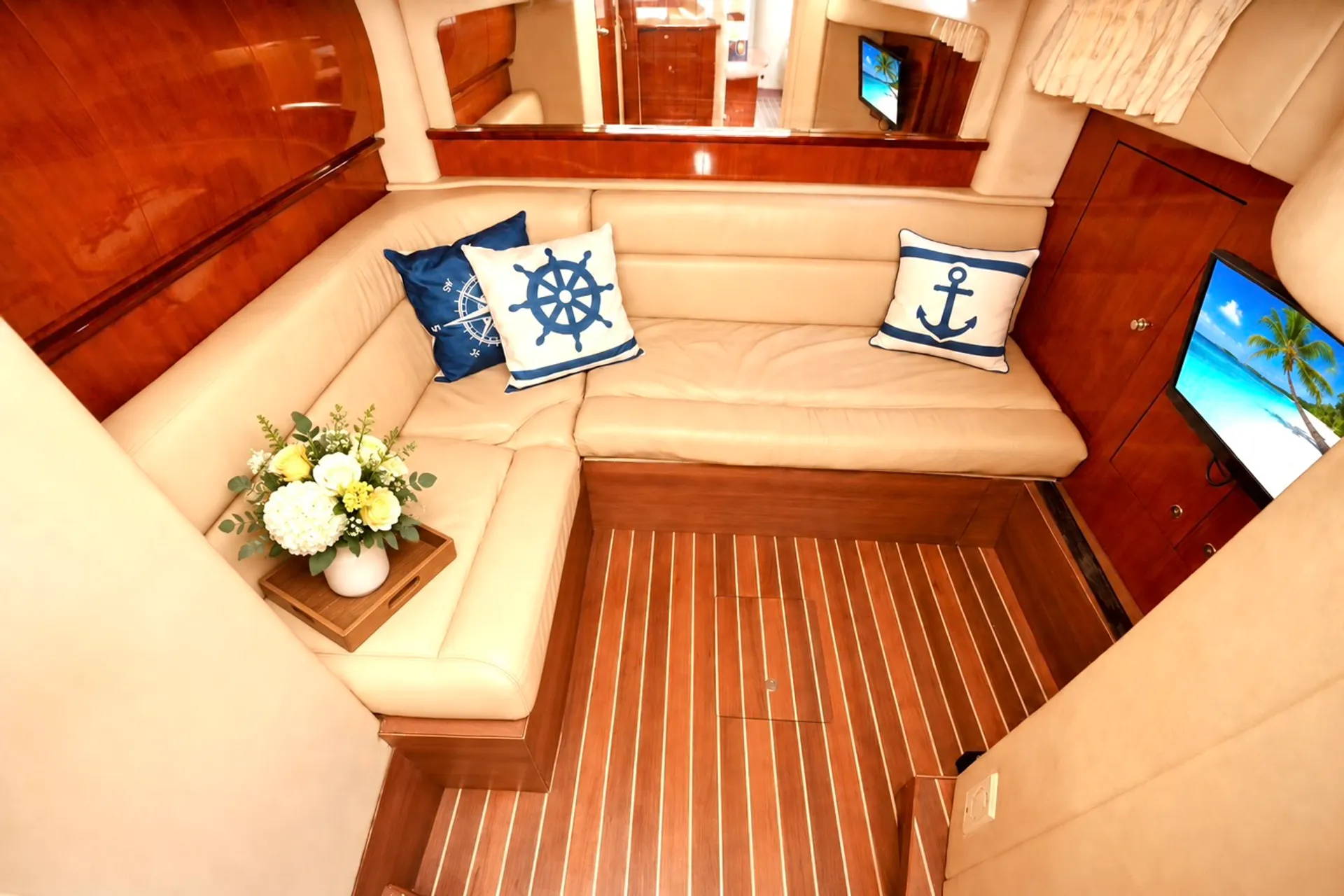 45' Sea Ray Great for Birthdays • Best Audio