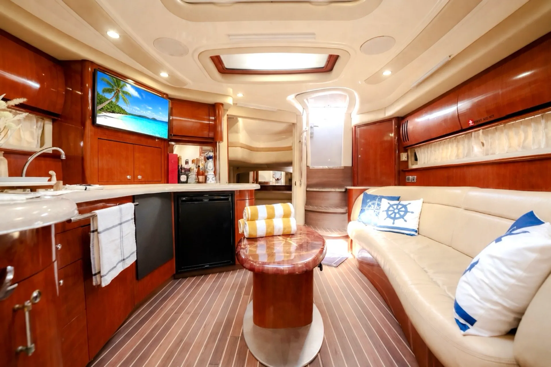 45' Sea Ray Great for Birthdays • Best Audio
