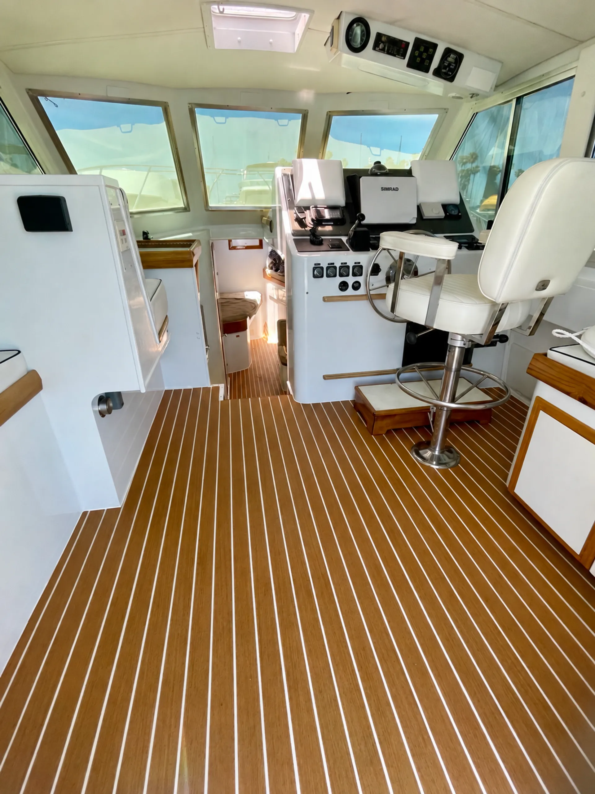 Luxury 49ft Yacht | San Diego Private Charter in Mission Bay
