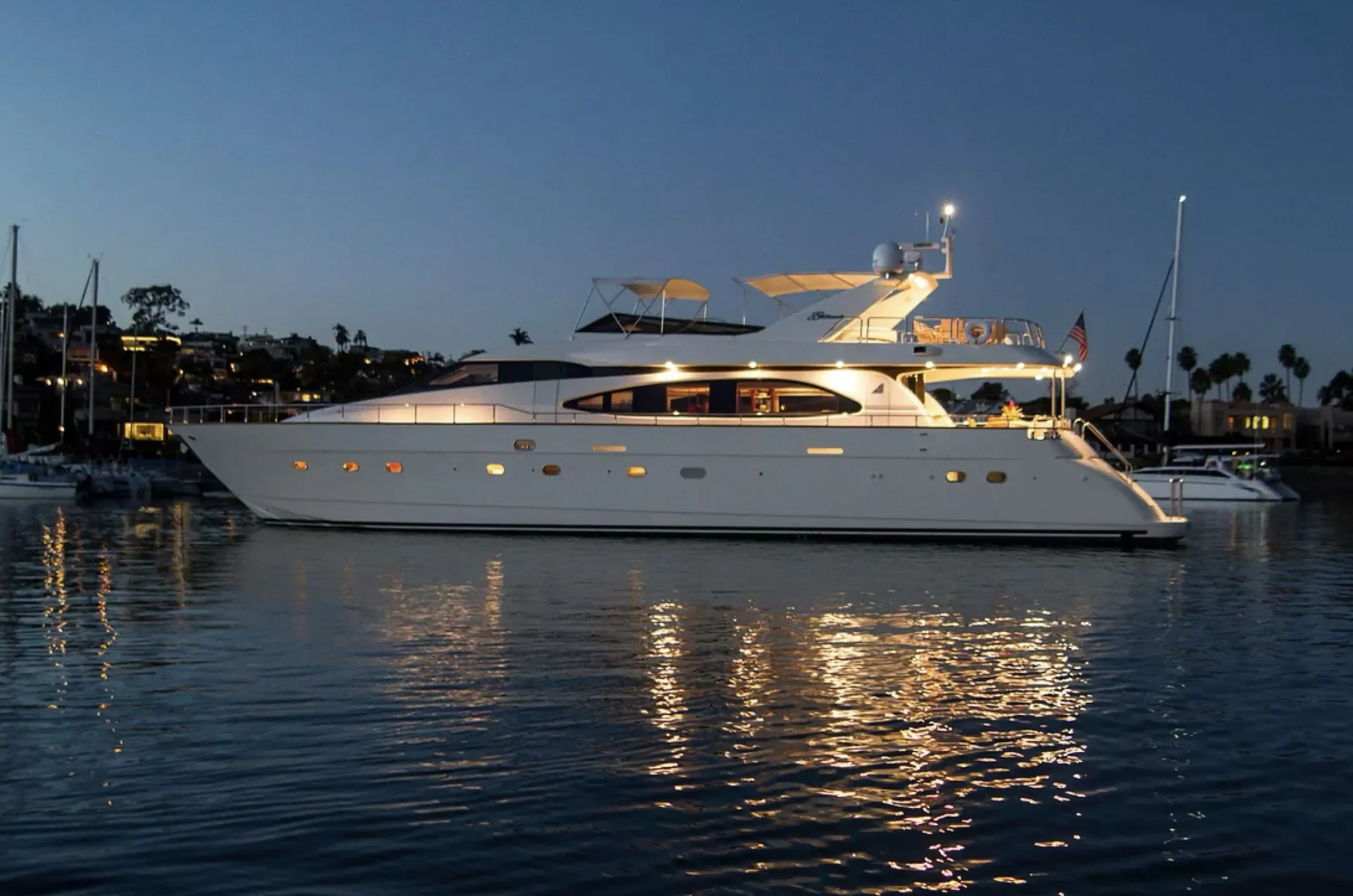 90' Azimut Luxury Super Yacht with Staterooms in Newport Beach