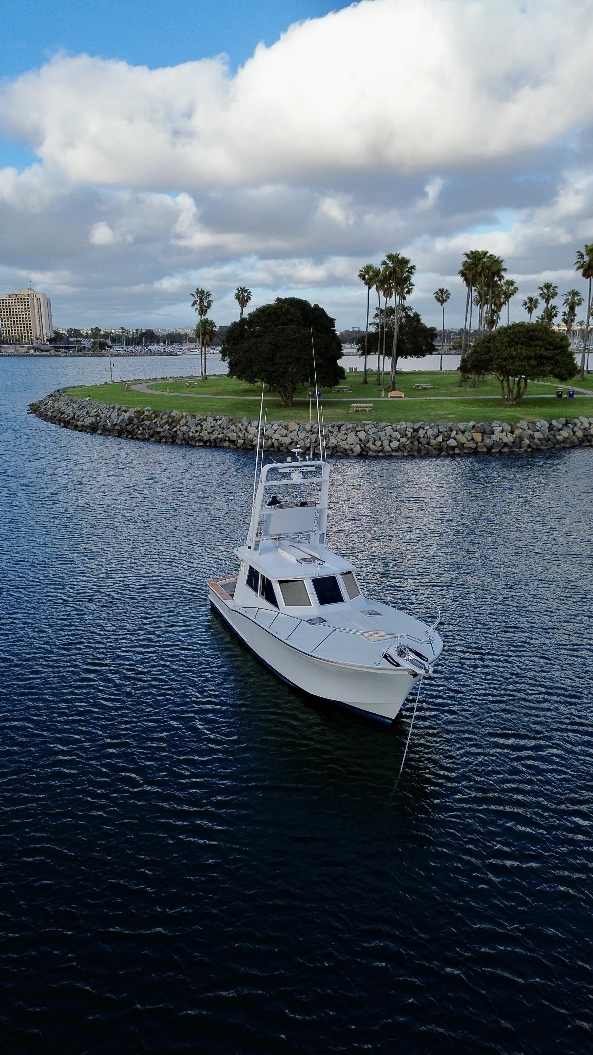Luxury 49ft Yacht | San Diego Private Charter in Mission Bay
