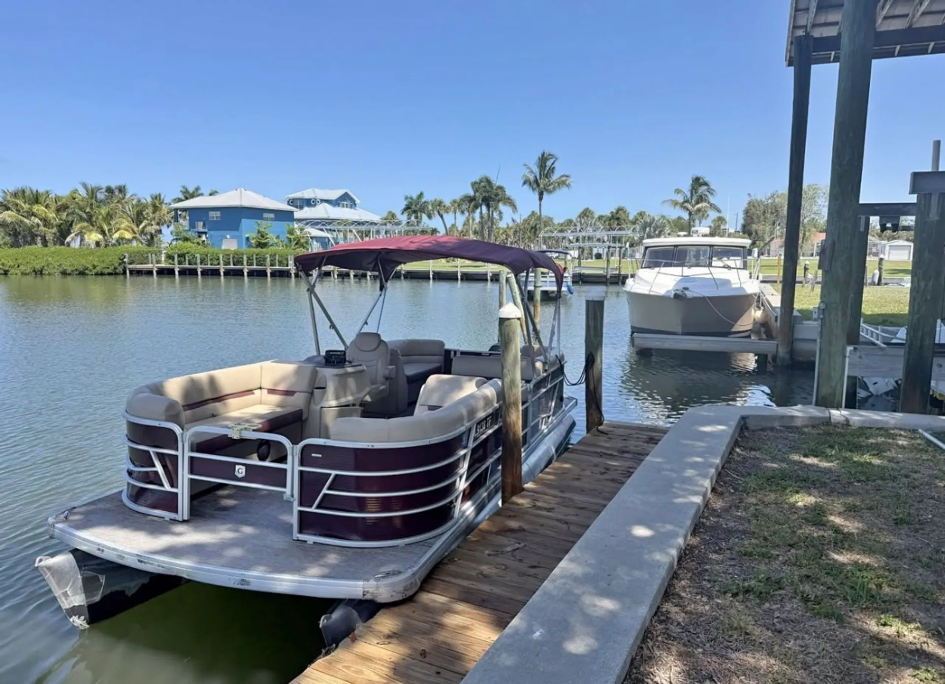 GODFREY MARINE SWEETWATER 2286 C in West Palm Beach, FL — photo 5
