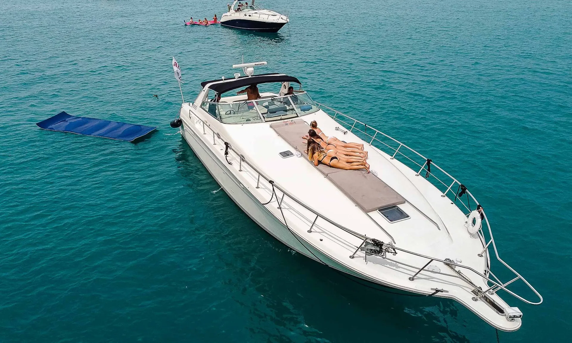 Sea Ray Boats Sundancer 50 in Chicago, IL — photo 4