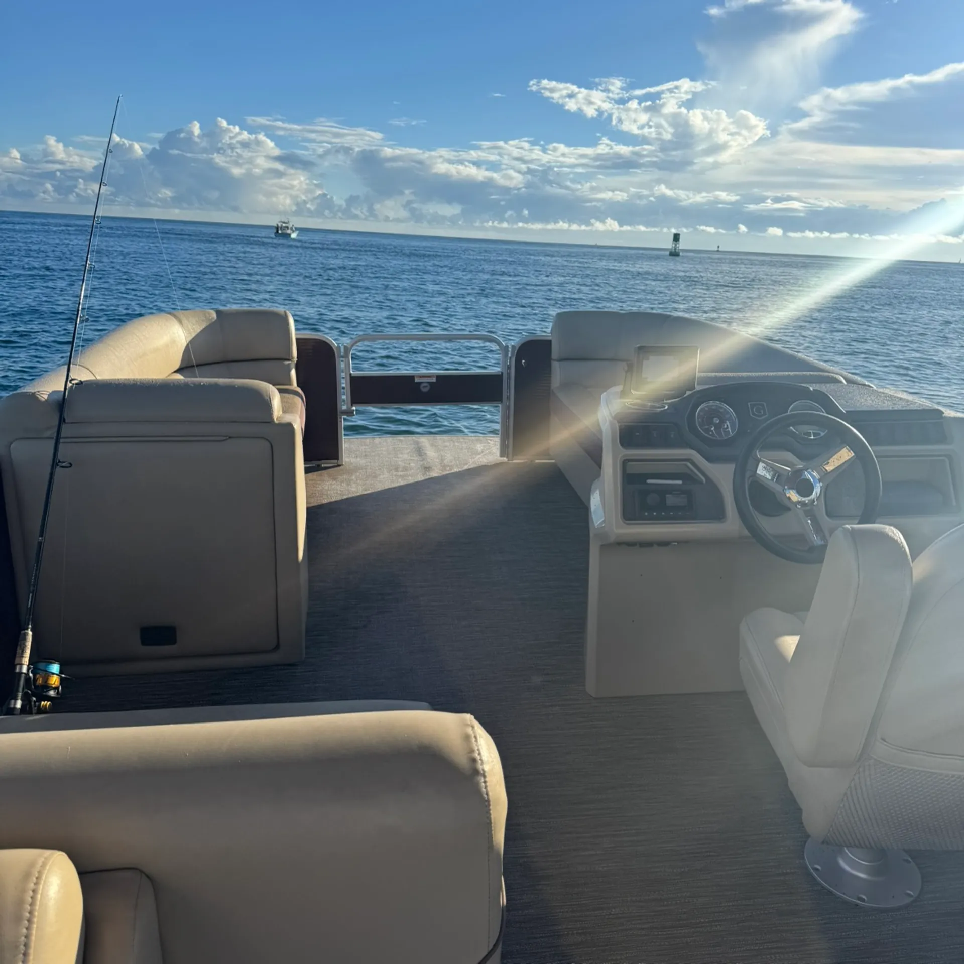 Godfrey 23 ft pontoon.  Free gas! Cruise, Lounge, Sandbar,and Swim. 