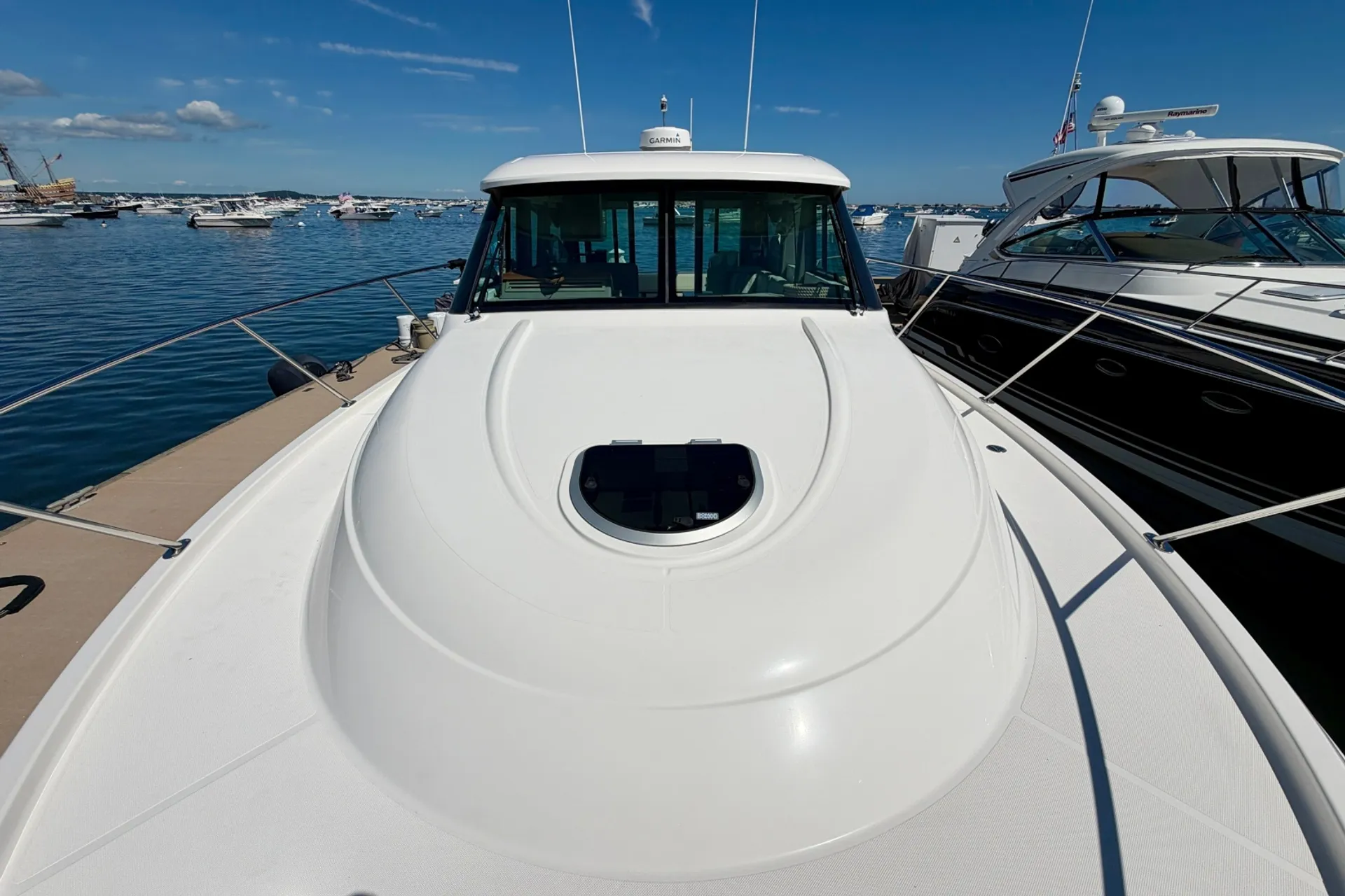 TIARA YACHTS 39 COUPE (VOLVO) in New York, NY — photo 5