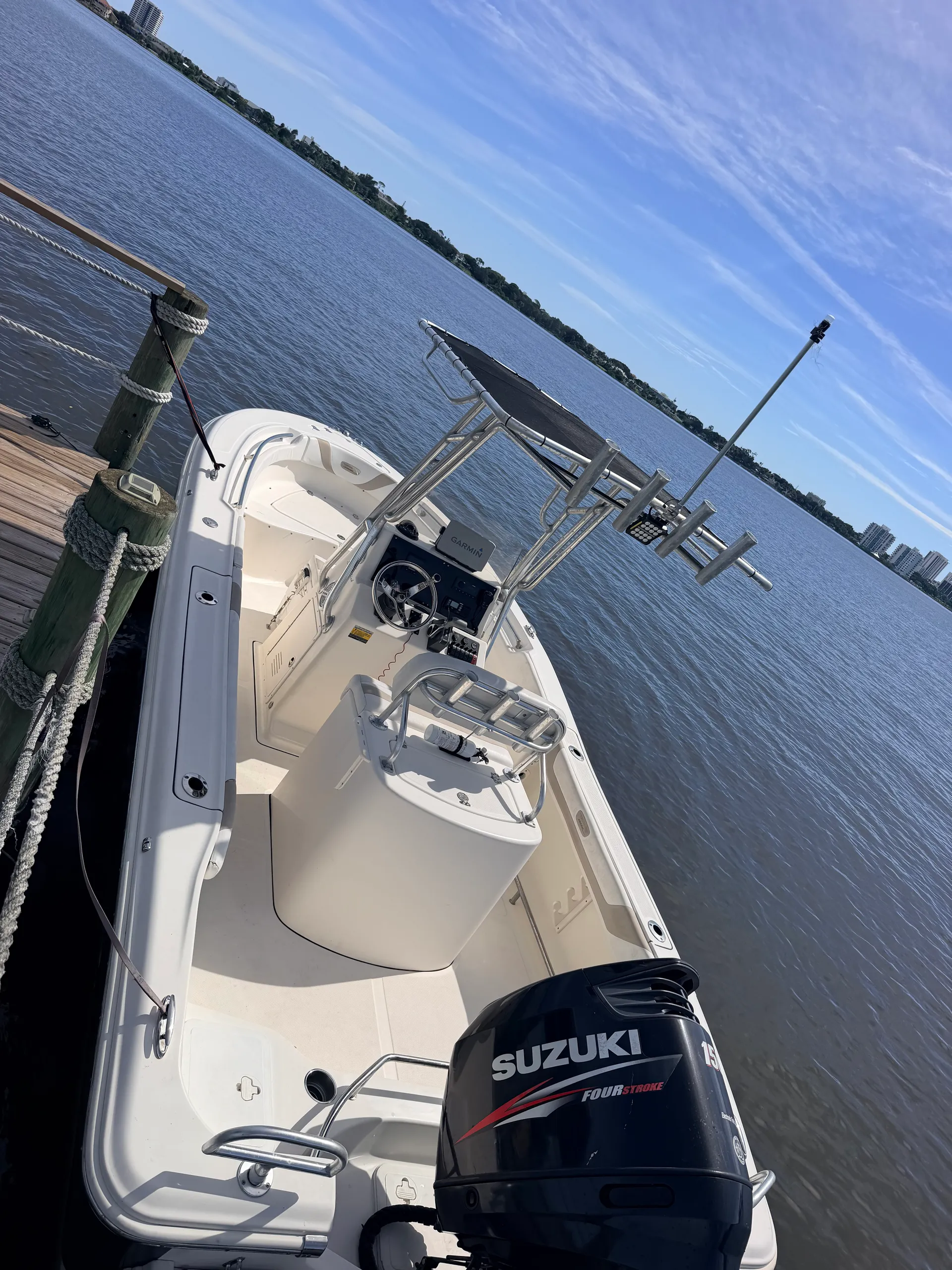 2012 Pioneer 197 Sportfish Center Console – Cruise, Fish &amp; Relax