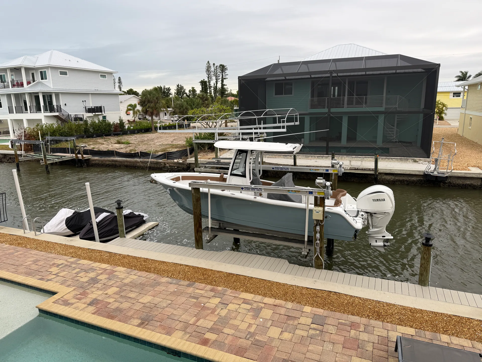 SEA HUNT BOATS ULTRA 245 SE in Fort Myers Beach, FL — photo 3
