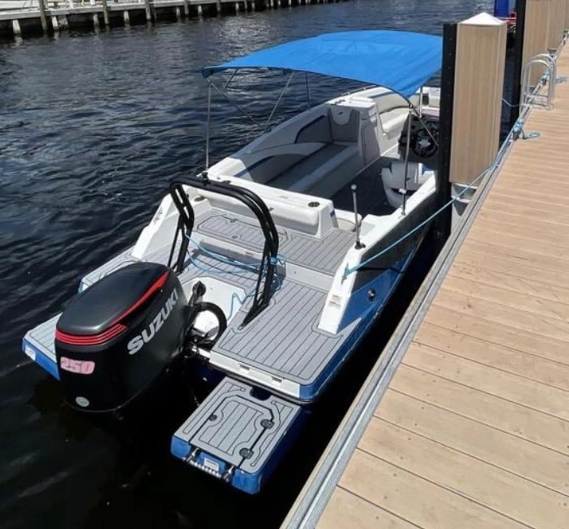 STARCRAFT MARINE SVX 230 OB DC in Fort Lauderdale, FL — photo 3