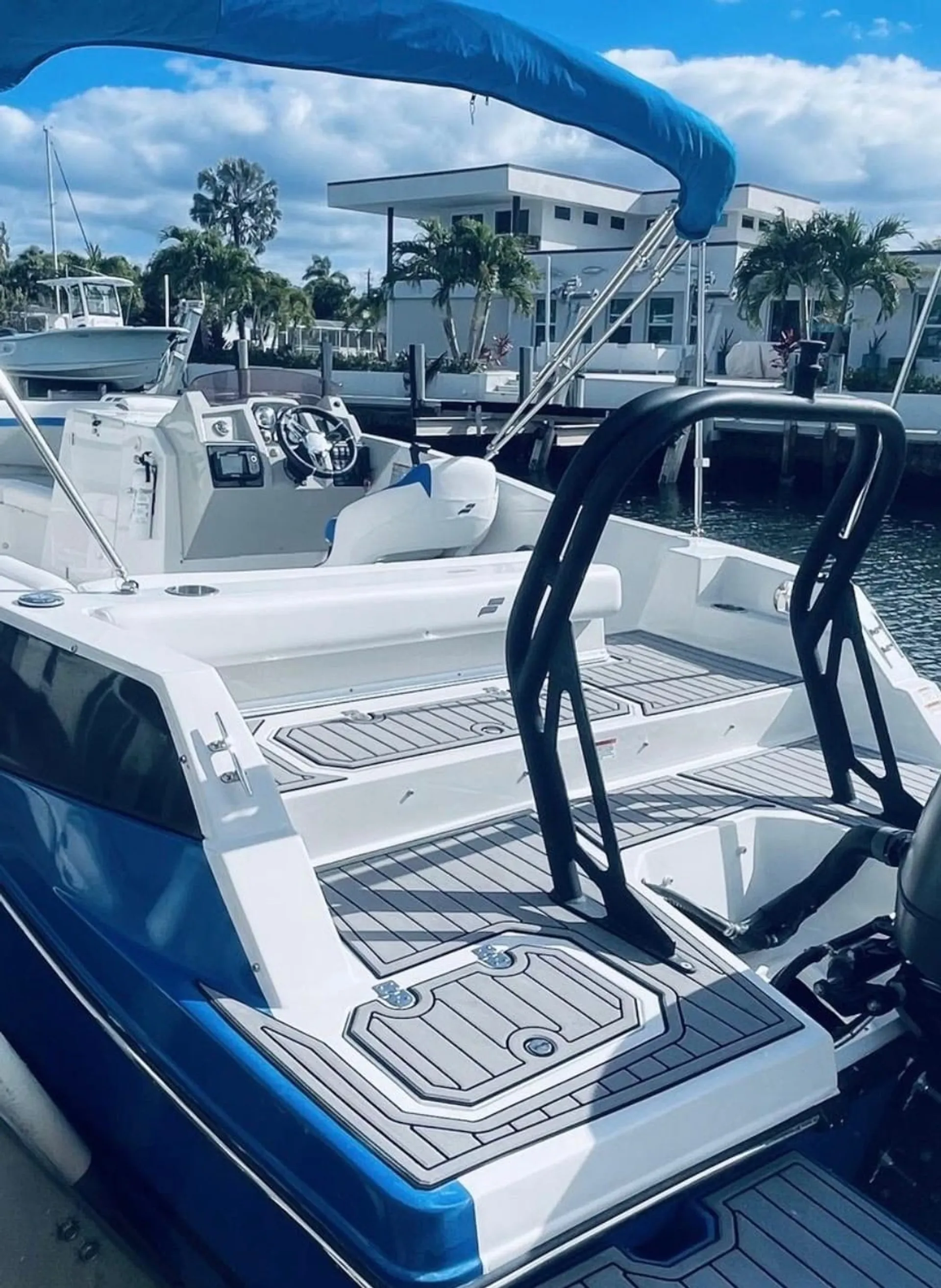 STARCRAFT MARINE SVX 230 OB DC in Fort Lauderdale, FL — photo 6