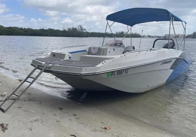 Rent a STARCRAFT MARINE deck boat in Fort Lauderdale, FL near me