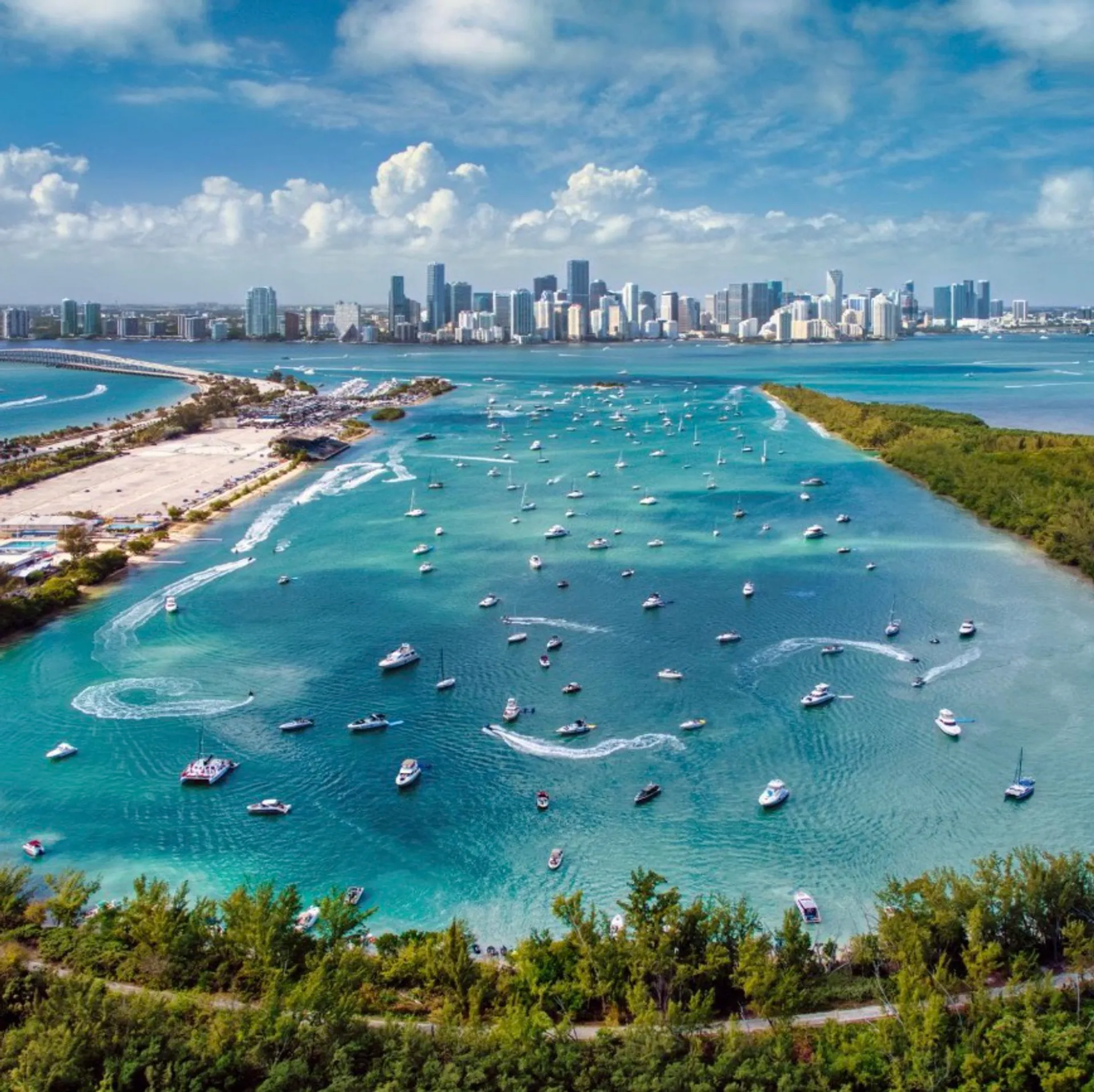 320 SeaRay Sundancer Adventure — Cruise, Swim and Explore Miami, FL!