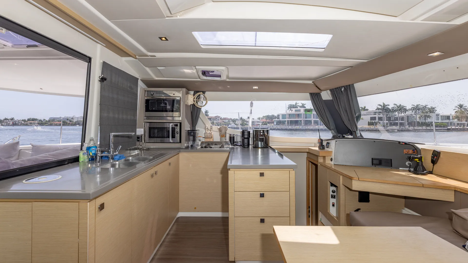 Spacious 44' Sailing Catamaran– Miami Sandbar & Sunset Escapes