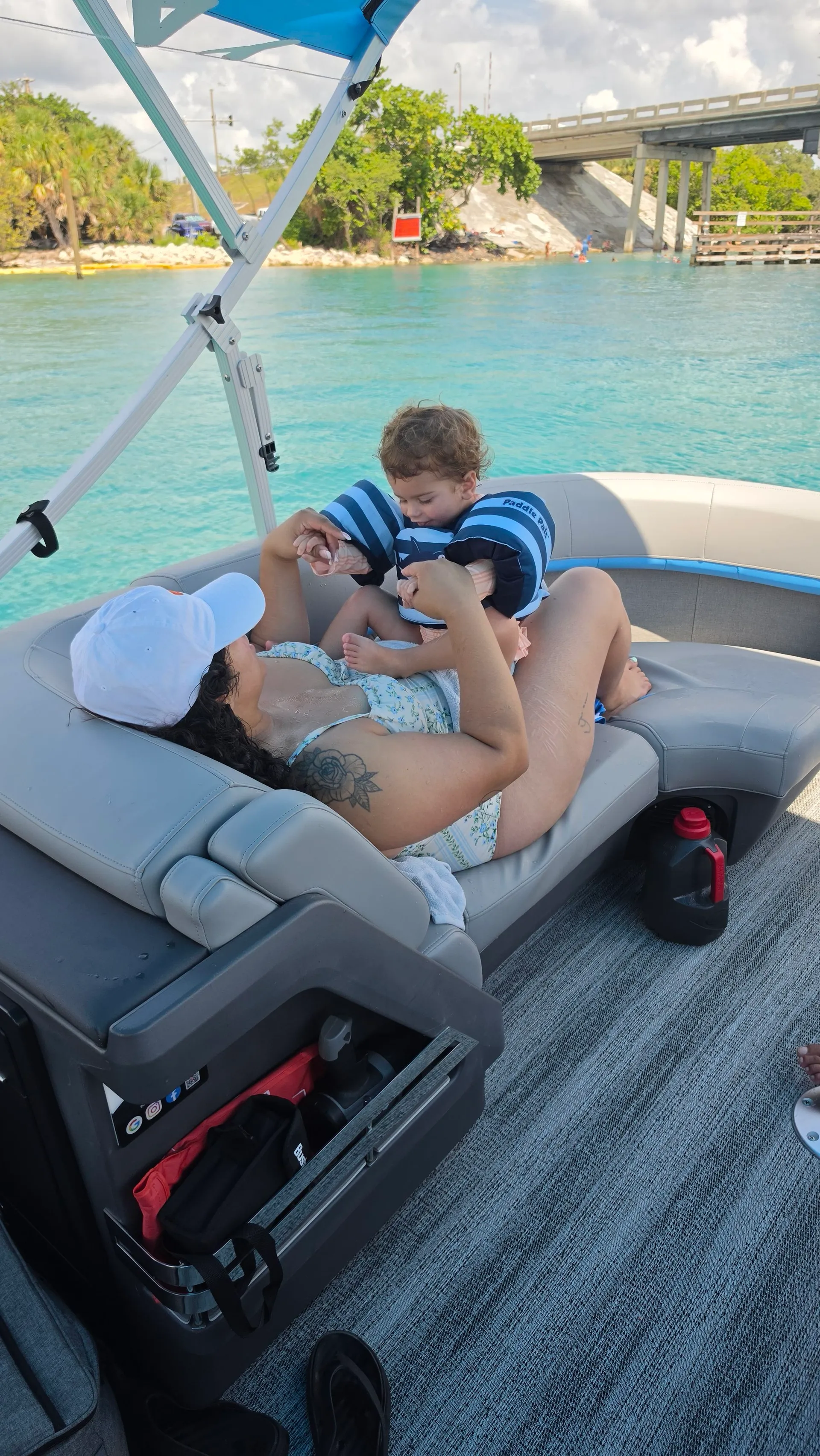 BENNINGTON MARINE 22 MFB TRITOON PERFORMANCE PACKAGE in Jupiter, FL — photo 10
