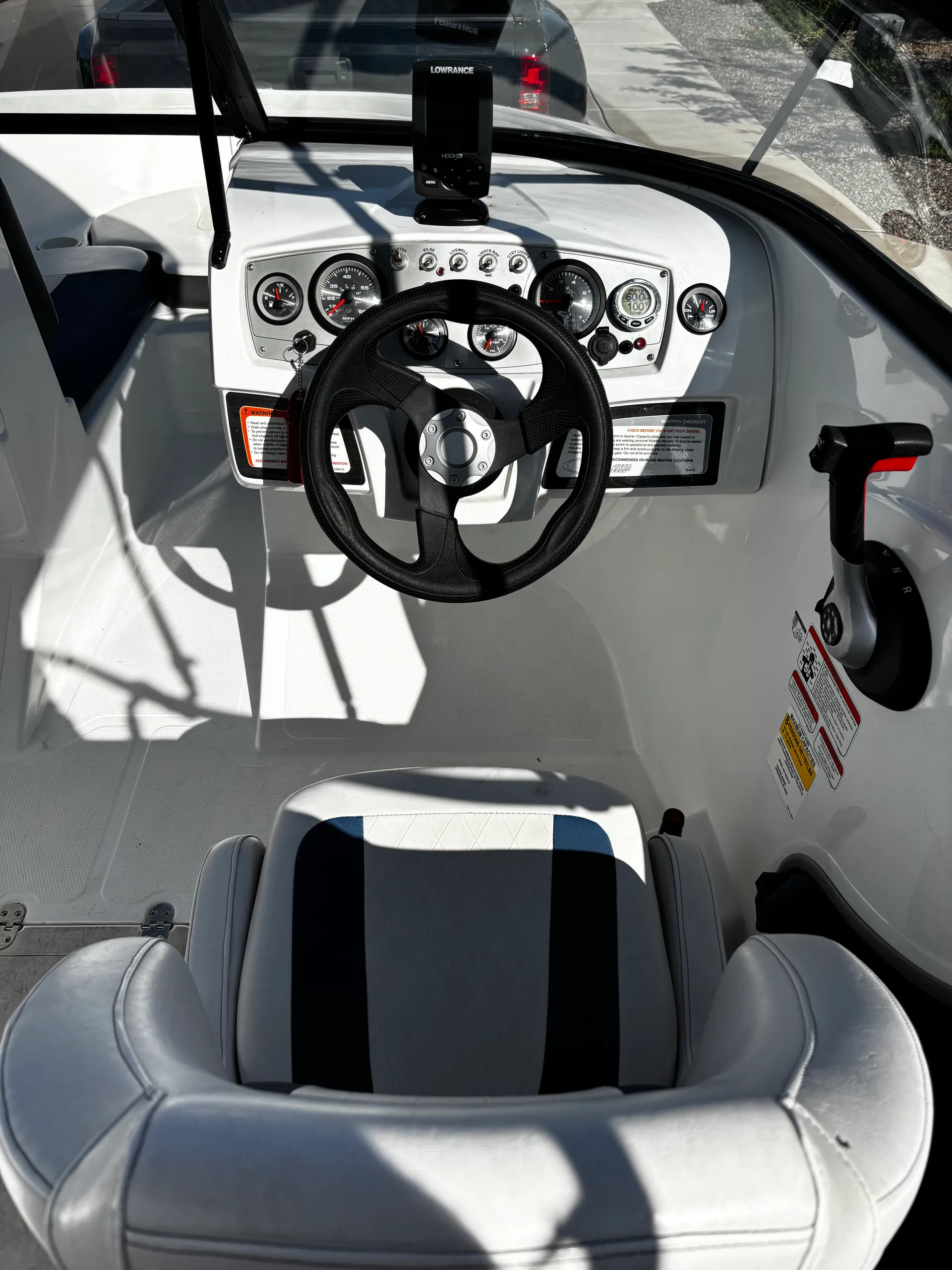 TAHOE BY TRACKER MARINE 450 TF W/115EXLPT 4-S W/TRLR in San Tan Valley, AZ — photo 6