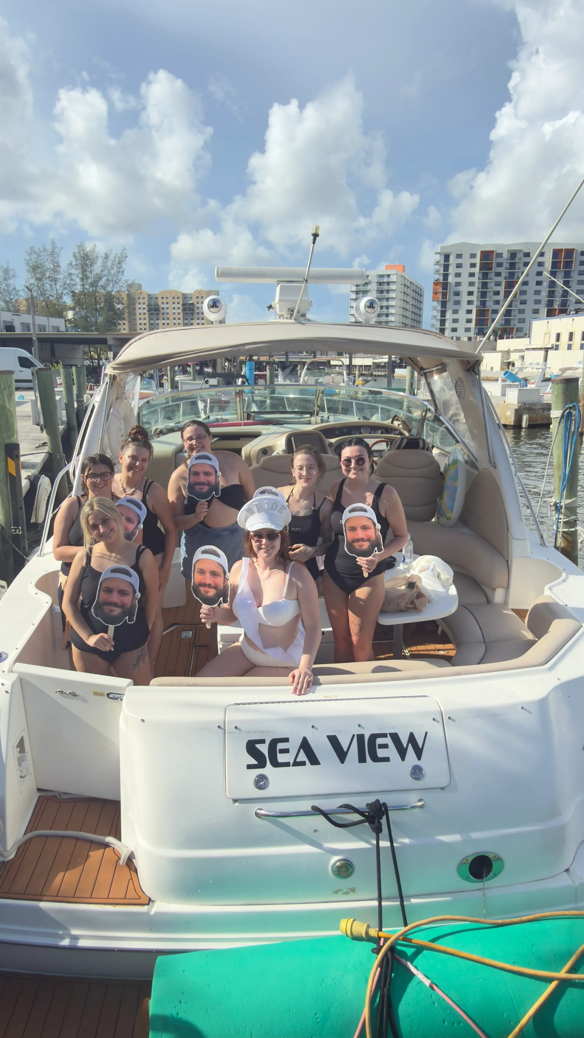 😍42ft Luxury Cruising Boat – Miami😍