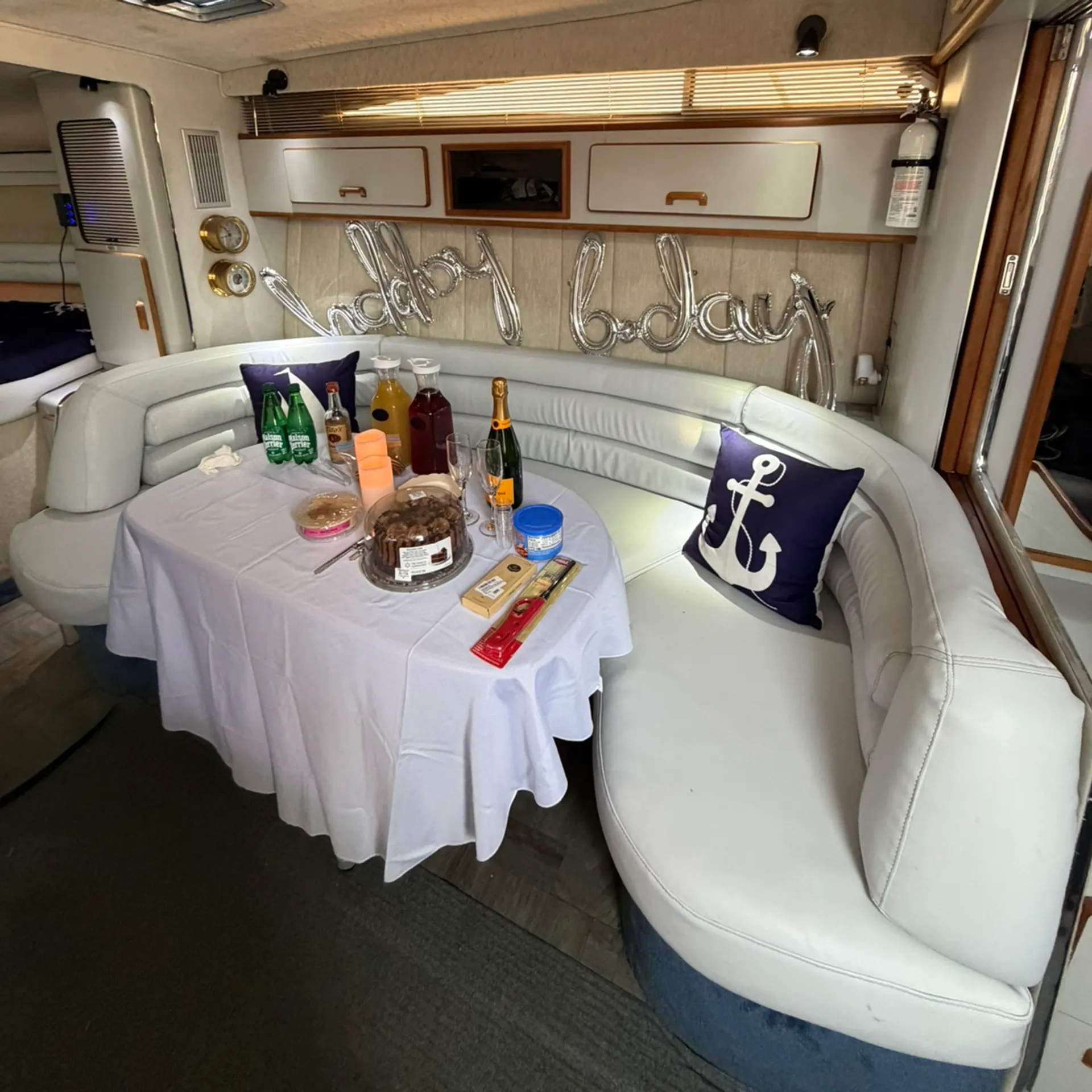 SEA RAY BOATS 370 in Miami, FL — photo 7