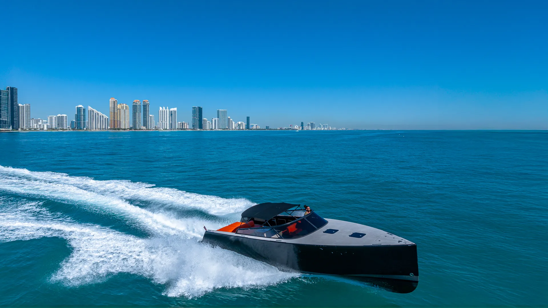 Van Dutch 40 in Miami Beach, FL