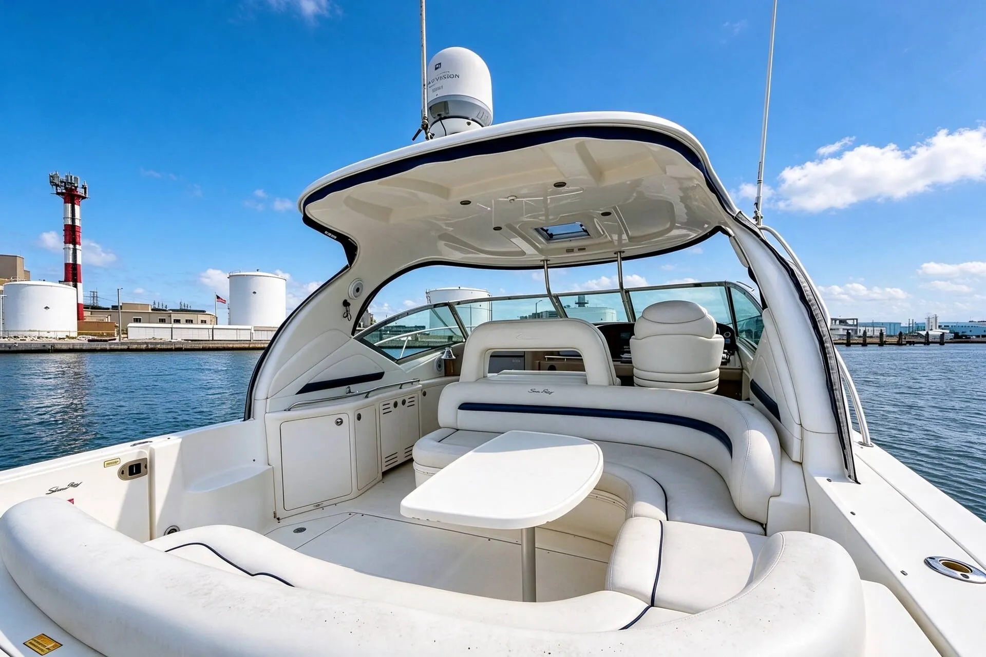 Sea Ray Boats 420 Sundancer in Key West, FL — photo 3