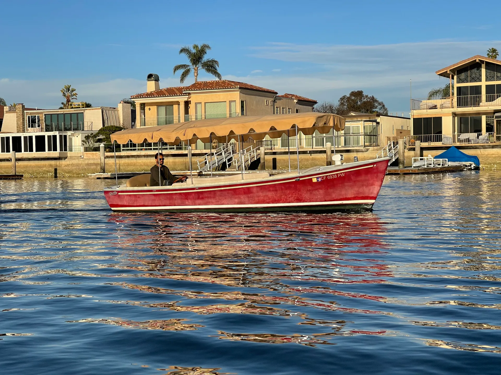 DUFFY ELECTRIC BOATS 21 CLASSIC in Huntington Beach, CA — photo 2