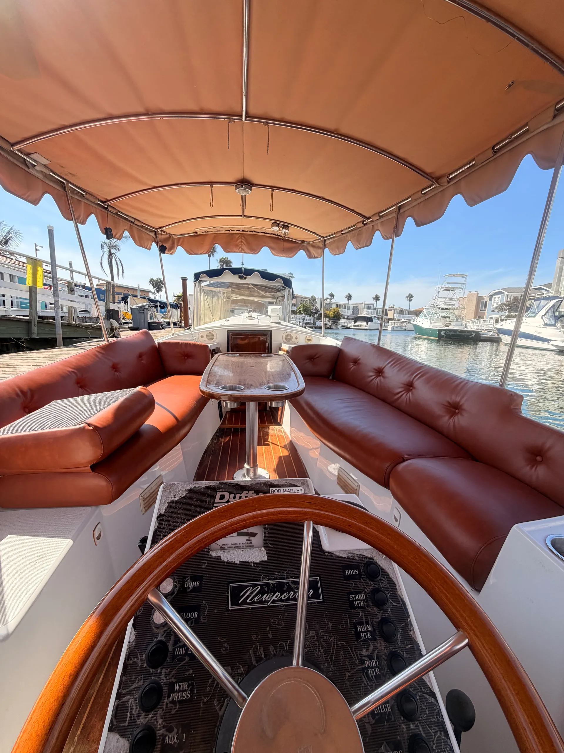 DUFFY ELECTRIC BOATS 21 CLASSIC in Huntington Beach, CA