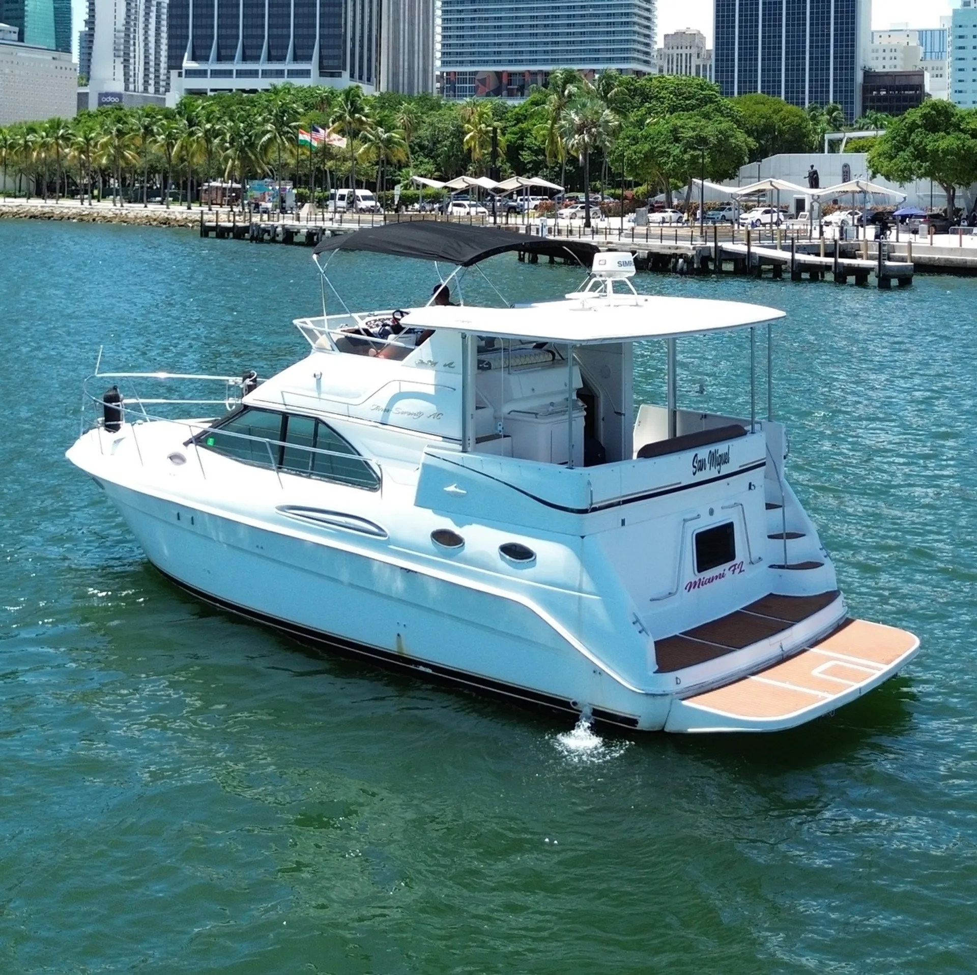 Sea Ray Boats Flybridge  in Miami, FL — photo 5