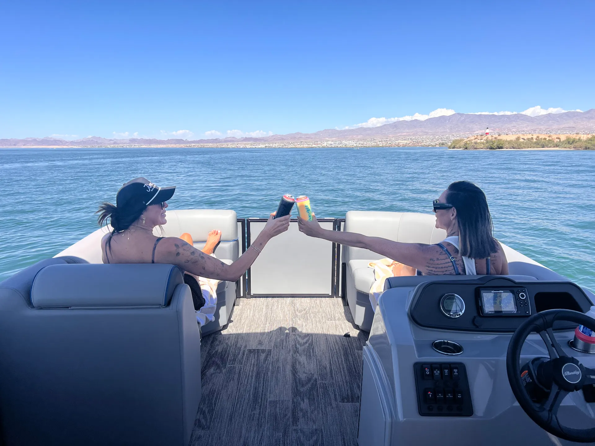 Brand New 2026 Luxury Tritoon 150HP Double Bimini upto 10ppl