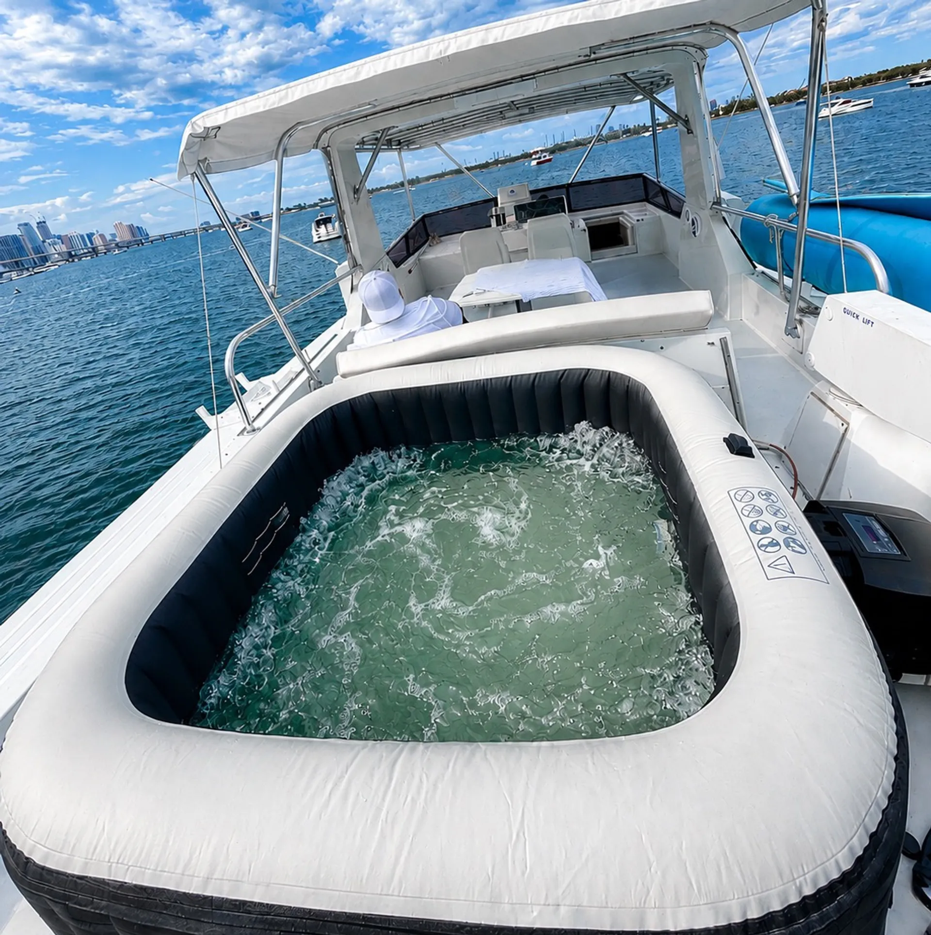 Versilcraft challenger in Miami, FL — photo 4