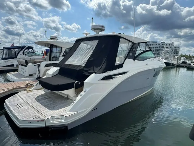 Rent a SEA RAY BOATS express cruiser in New York, NY near me