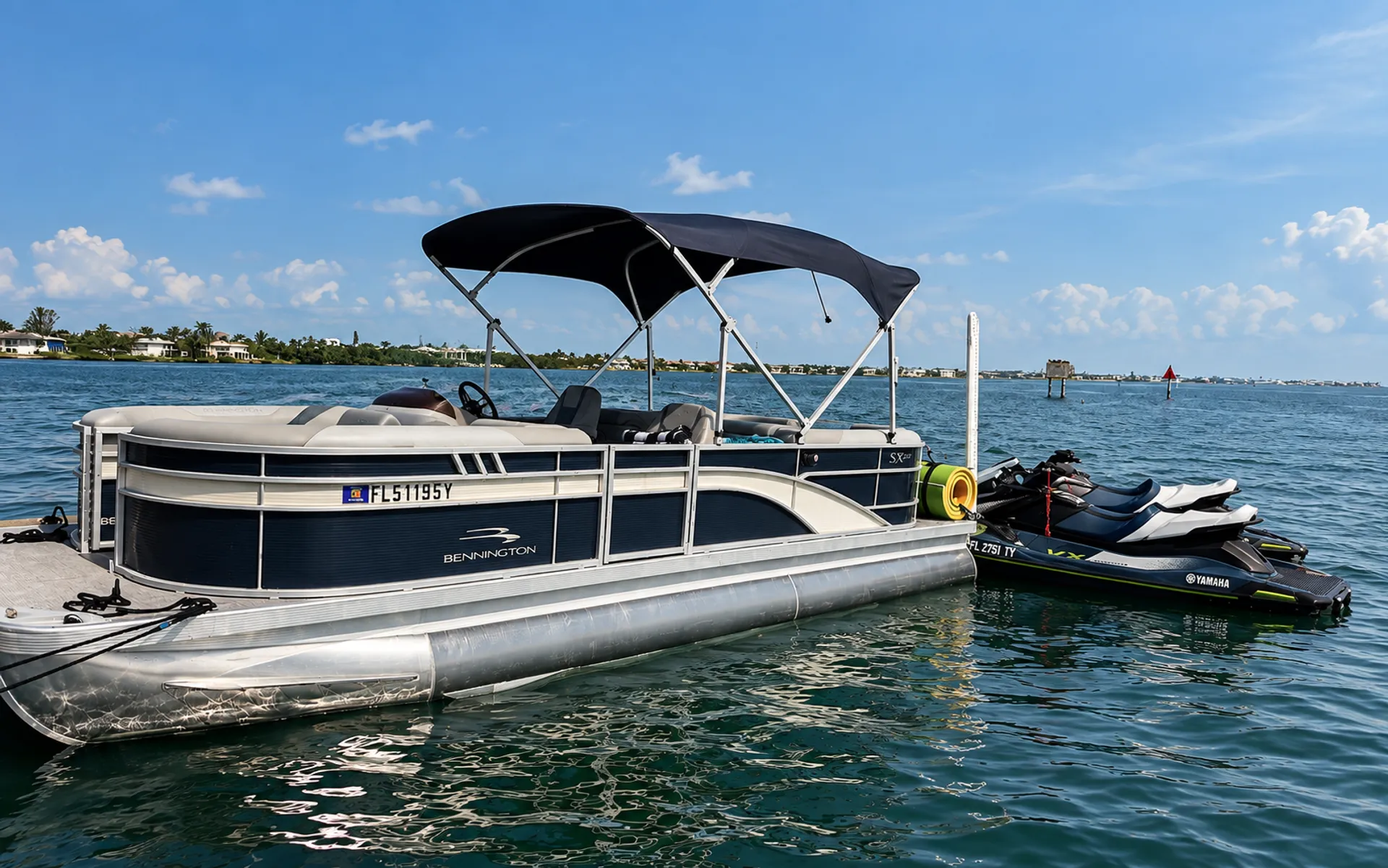 BENNINGTON MARINE 22 SLX in Holmes Beach, FL — photo 4