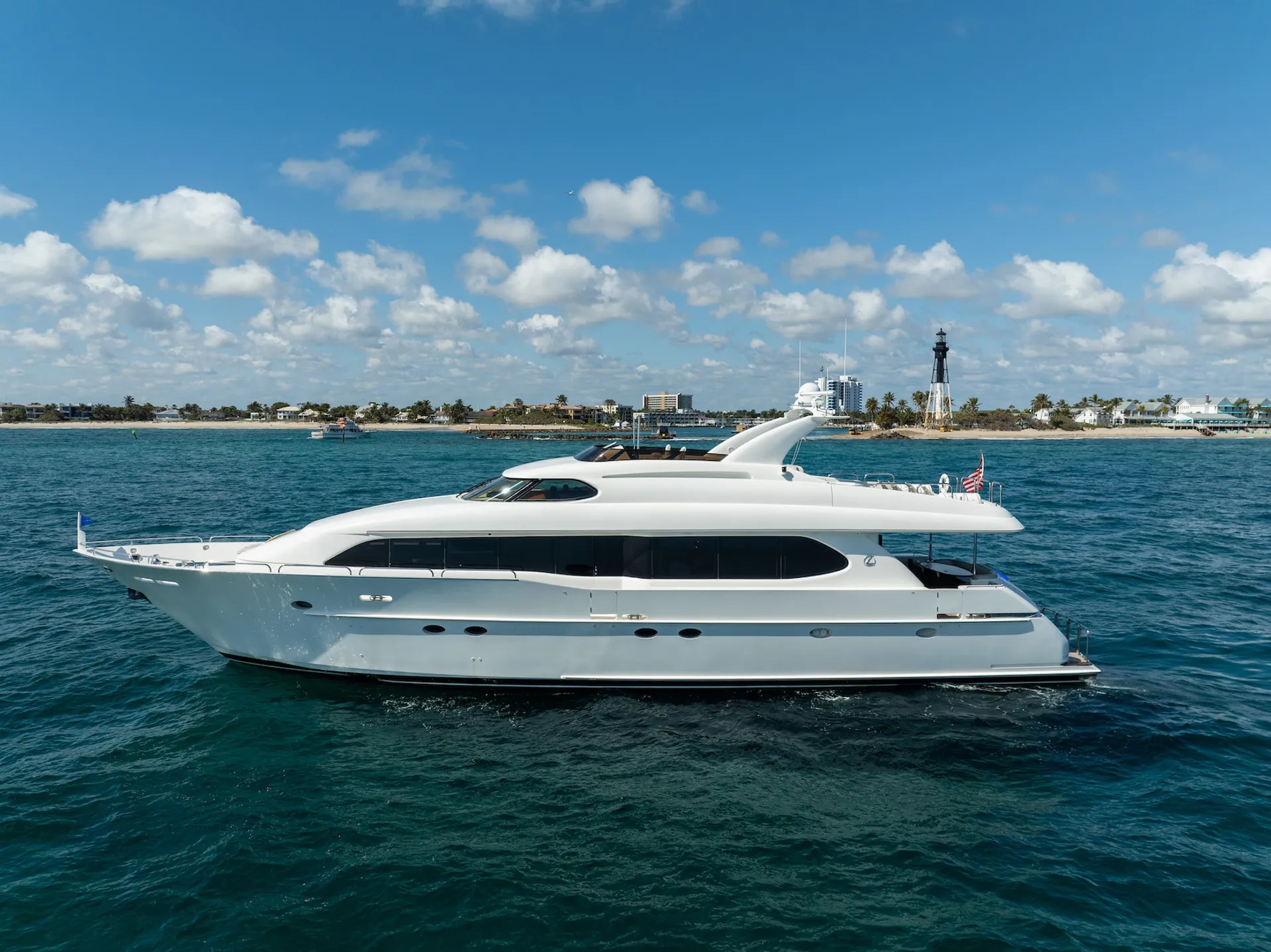 LAZZARA MARINE 94 in Fort Lauderdale, FL