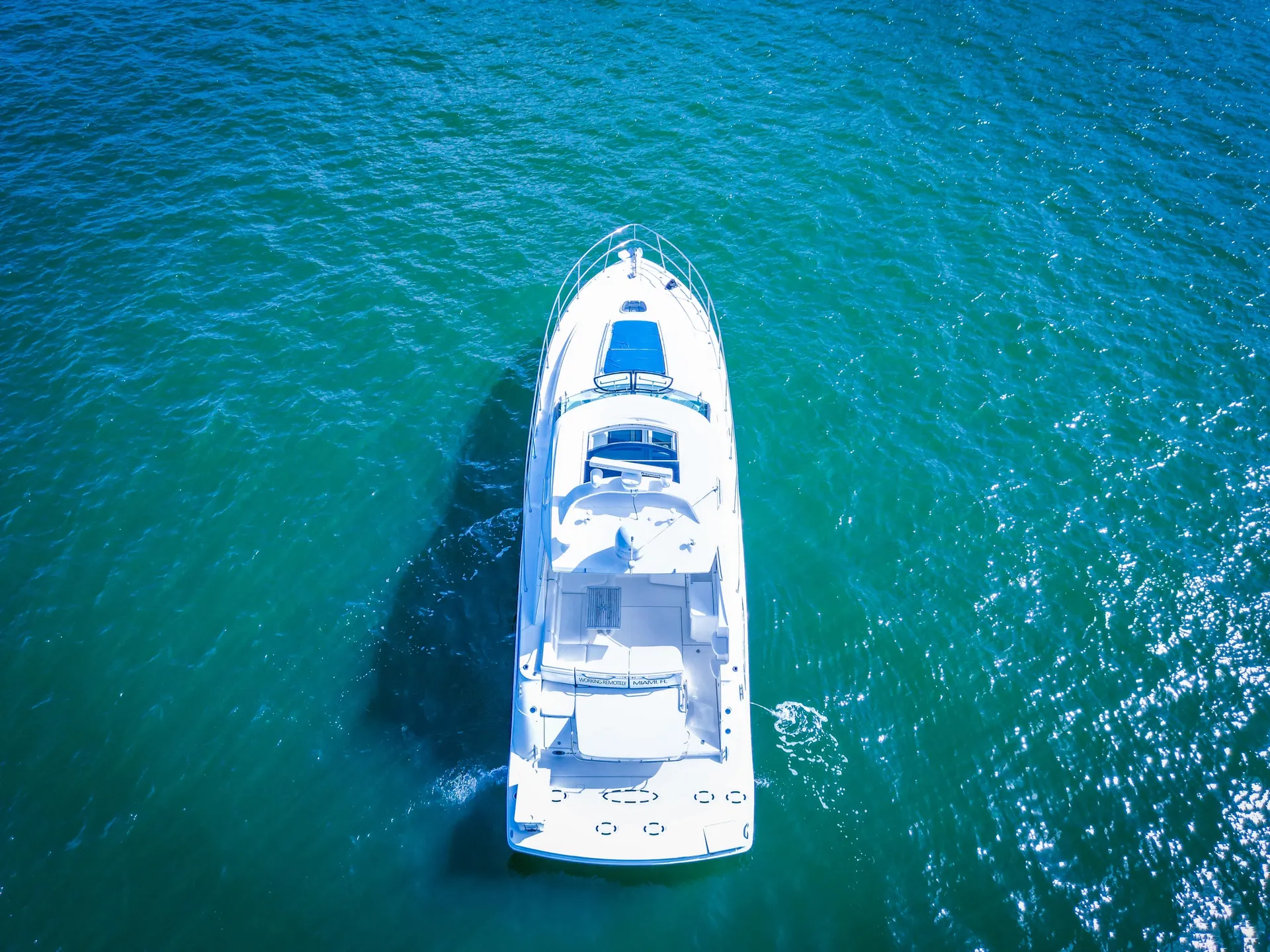 SEA RAY BOATS 450 SUNDANCER (ZEUS DRIVE) in Miami, FL — photo 5