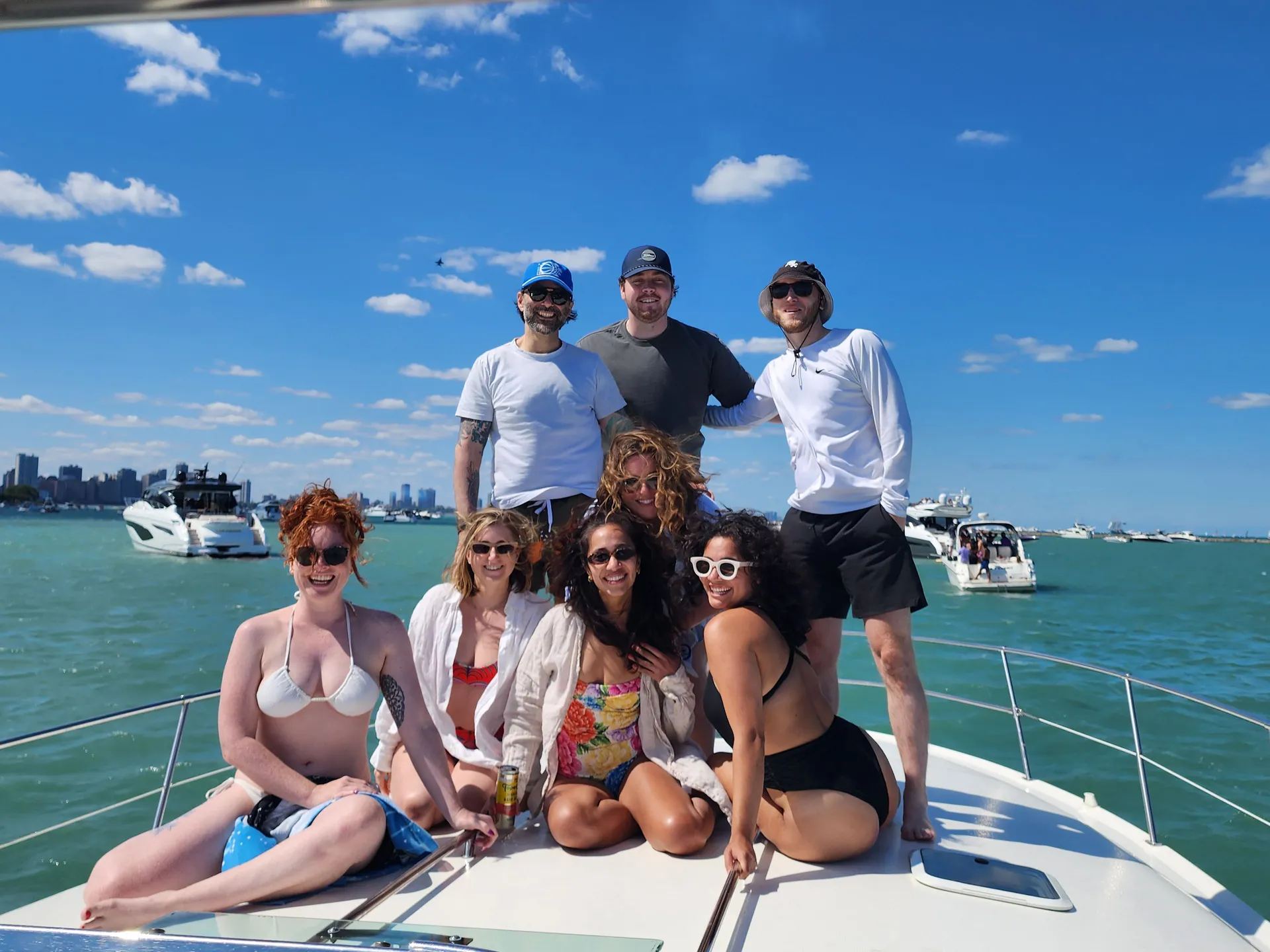 Sea Ray Boats 370 Sundancer in Chicago, IL — photo 10