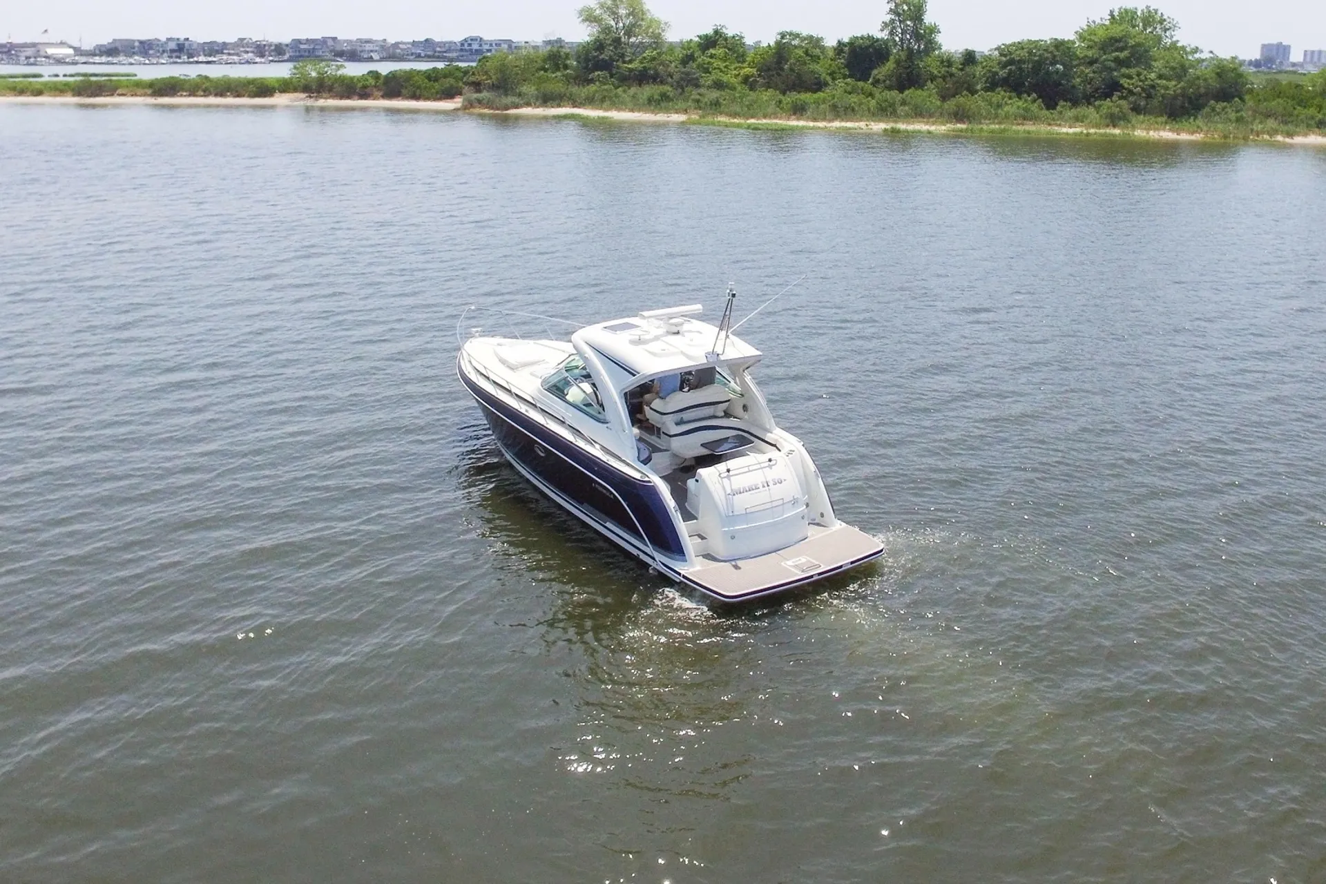 2016 Formula 400 Luxury Yacht | Twin Volvo 