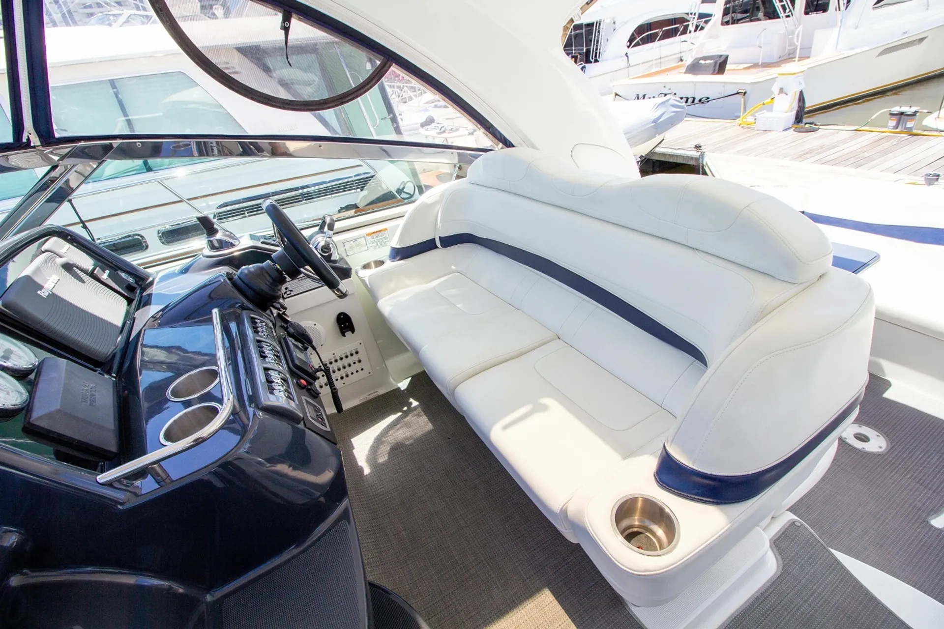 2016 Formula 400 Luxury Yacht | Twin Volvo 
