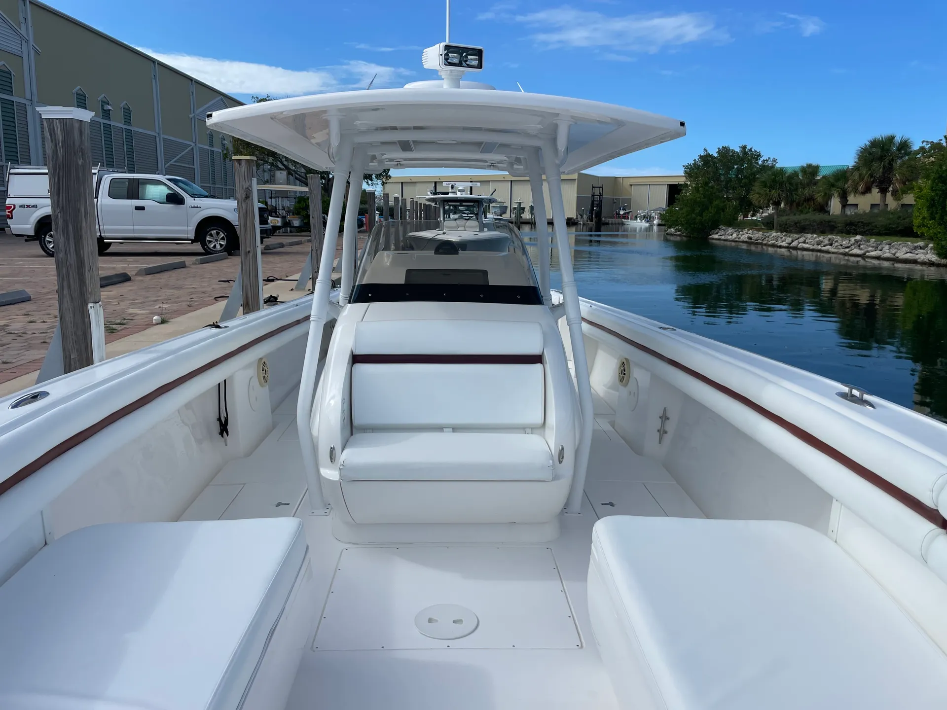 Premium Intrepid Center Console | Triple Yamaha Power for 12 Guests