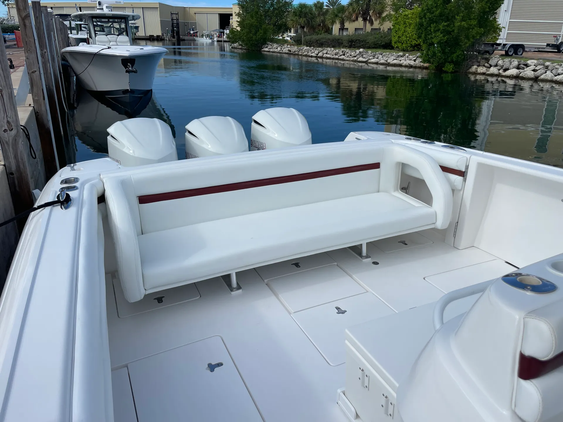 Premium Intrepid Center Console | Triple Yamaha Power for 12 Guests